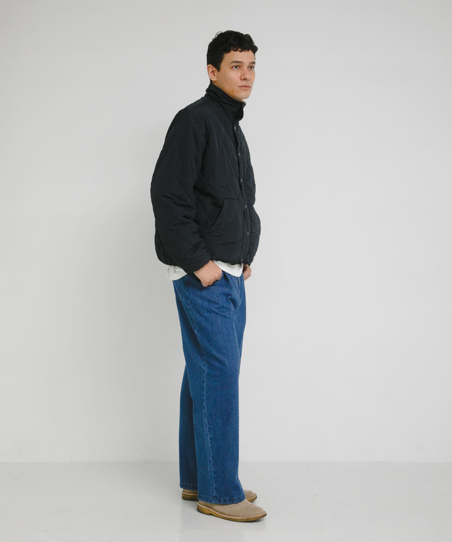 ネイビー