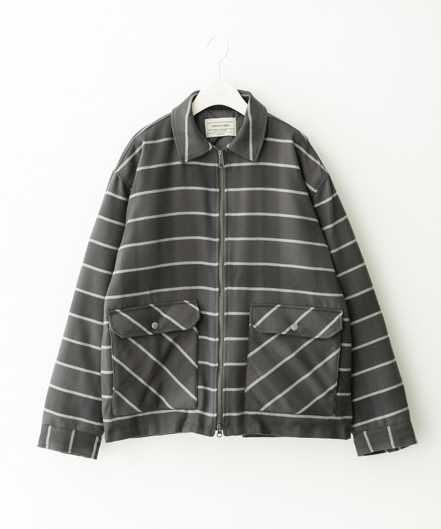 パデッドショートジップブルゾン