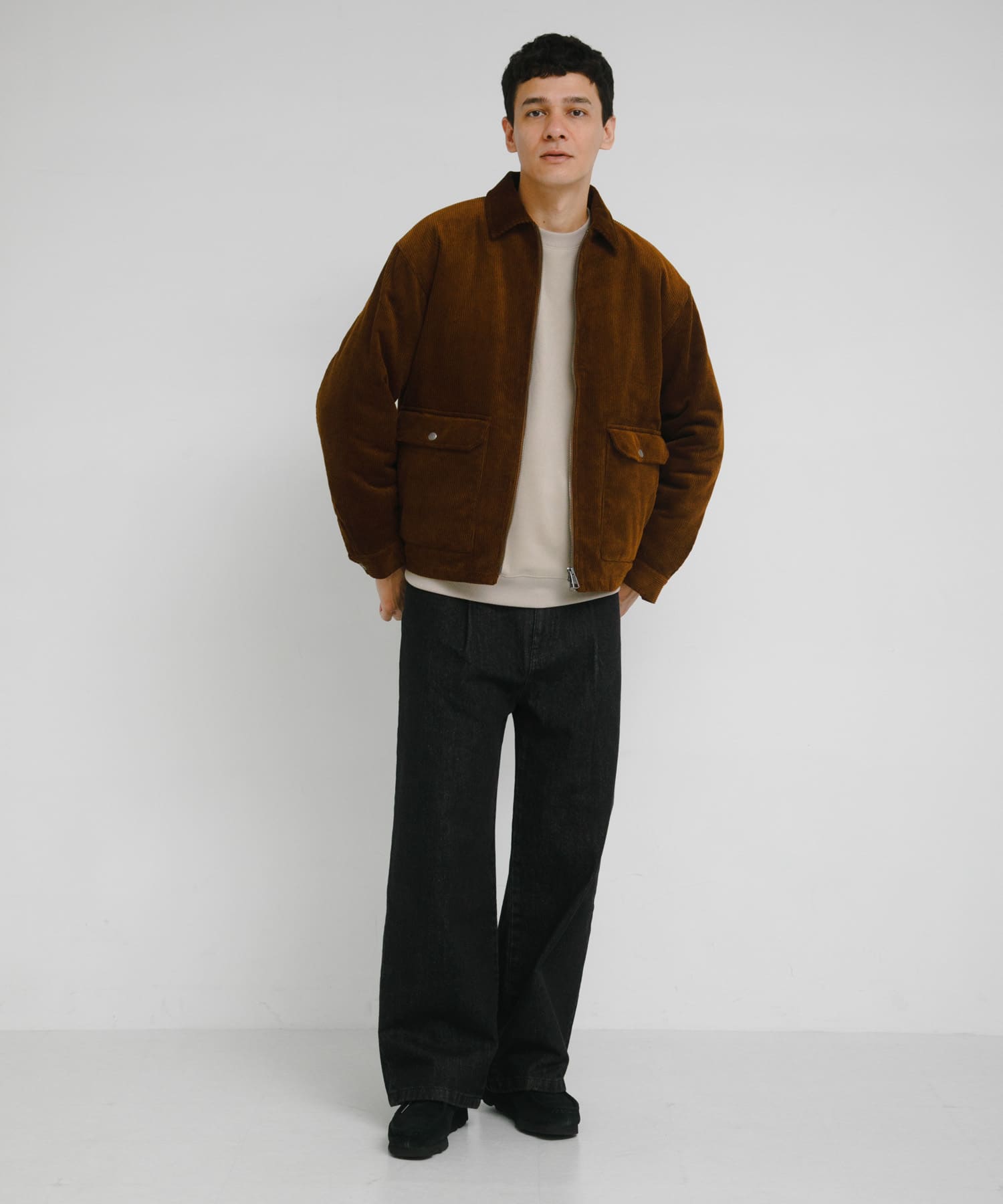 ブラウン