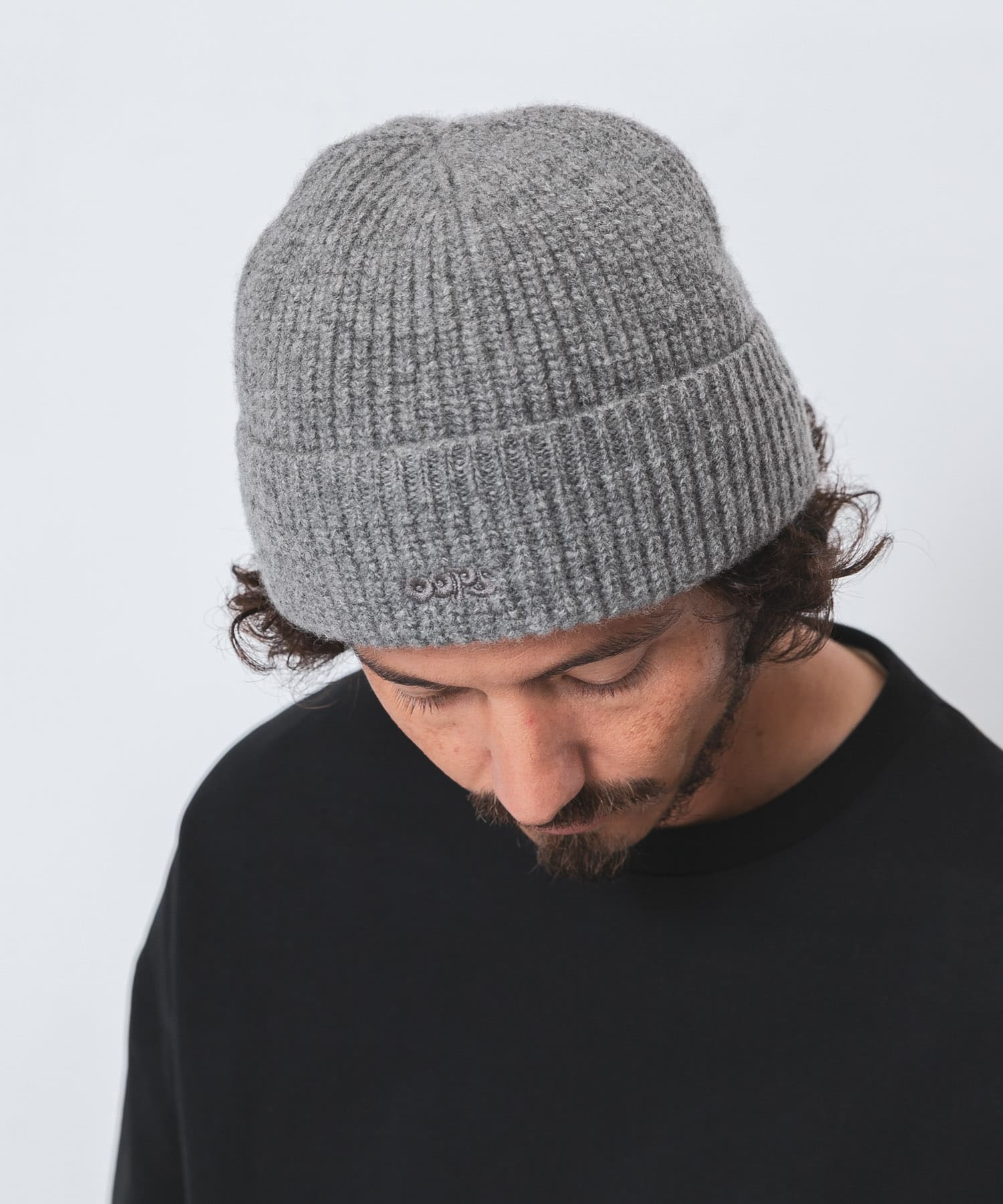 OOPS　ニット帽 GRAY One
