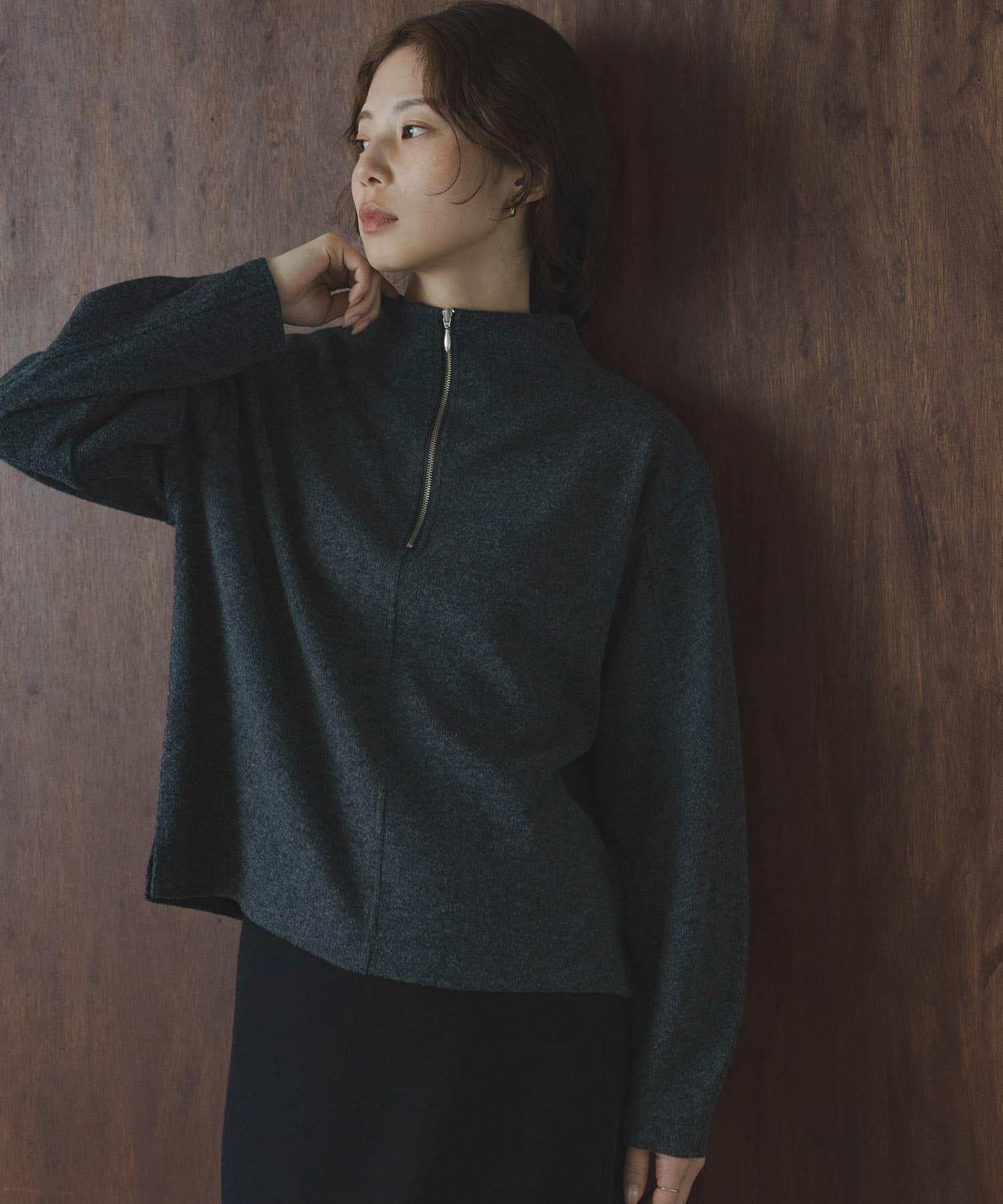 ジャージーボトルネックプルオーバー