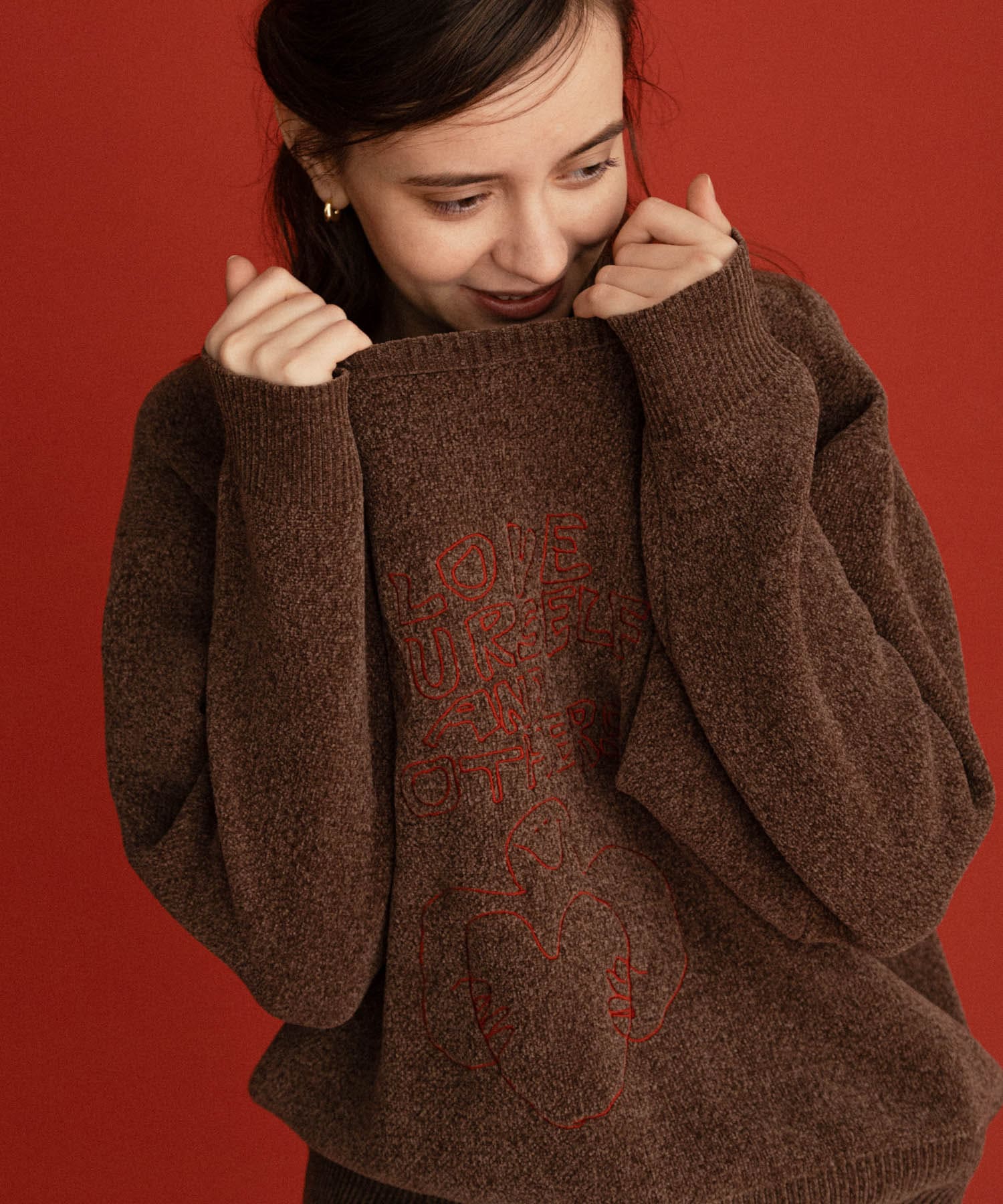 オガワナツミ コラボモールヤーンニット