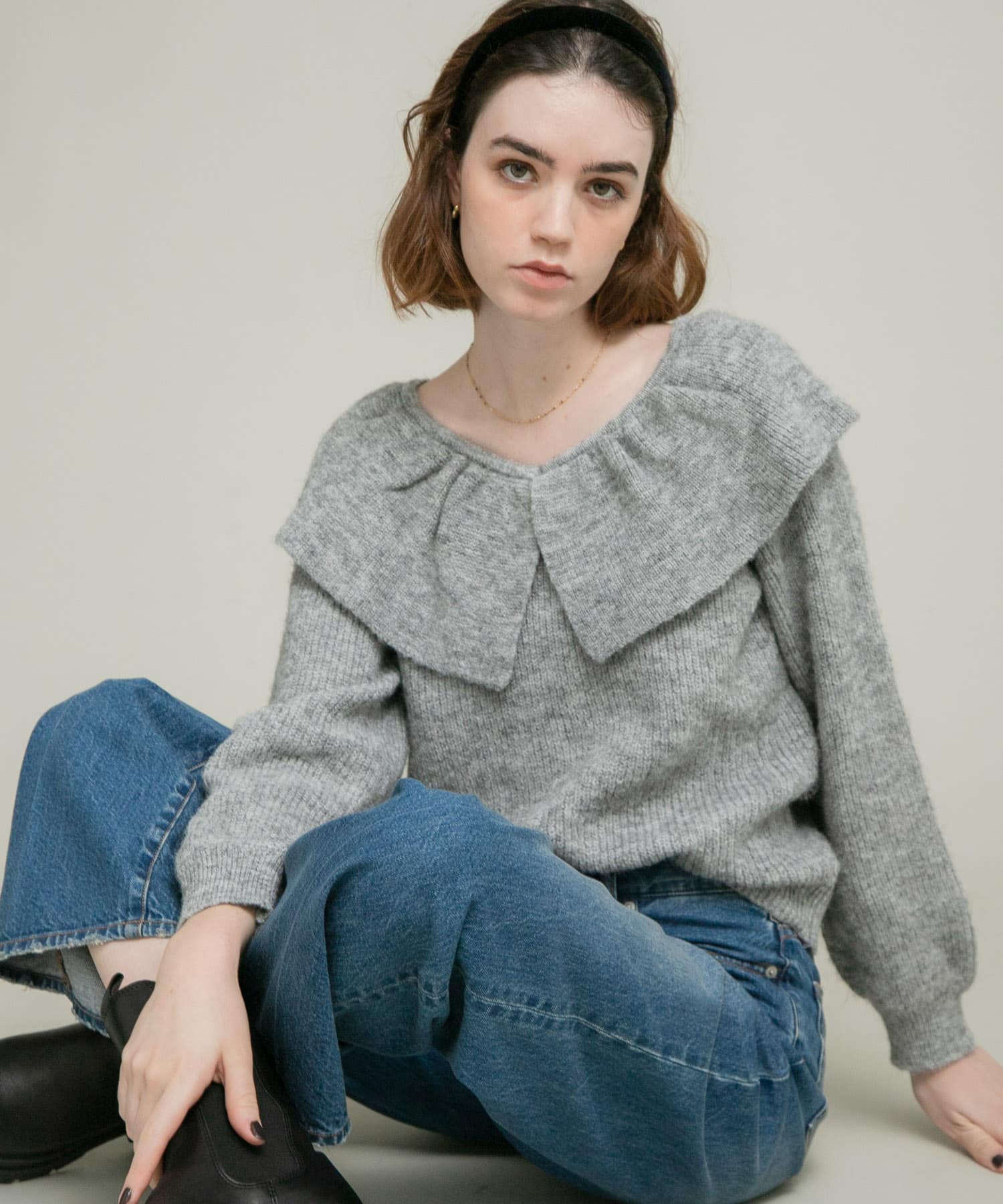 美品☆ボーダーズアットバルコニー　グレー　フリル　ニット WEB限定』フリルカラーアゼニット(Free グレー): トップス｜URBAN