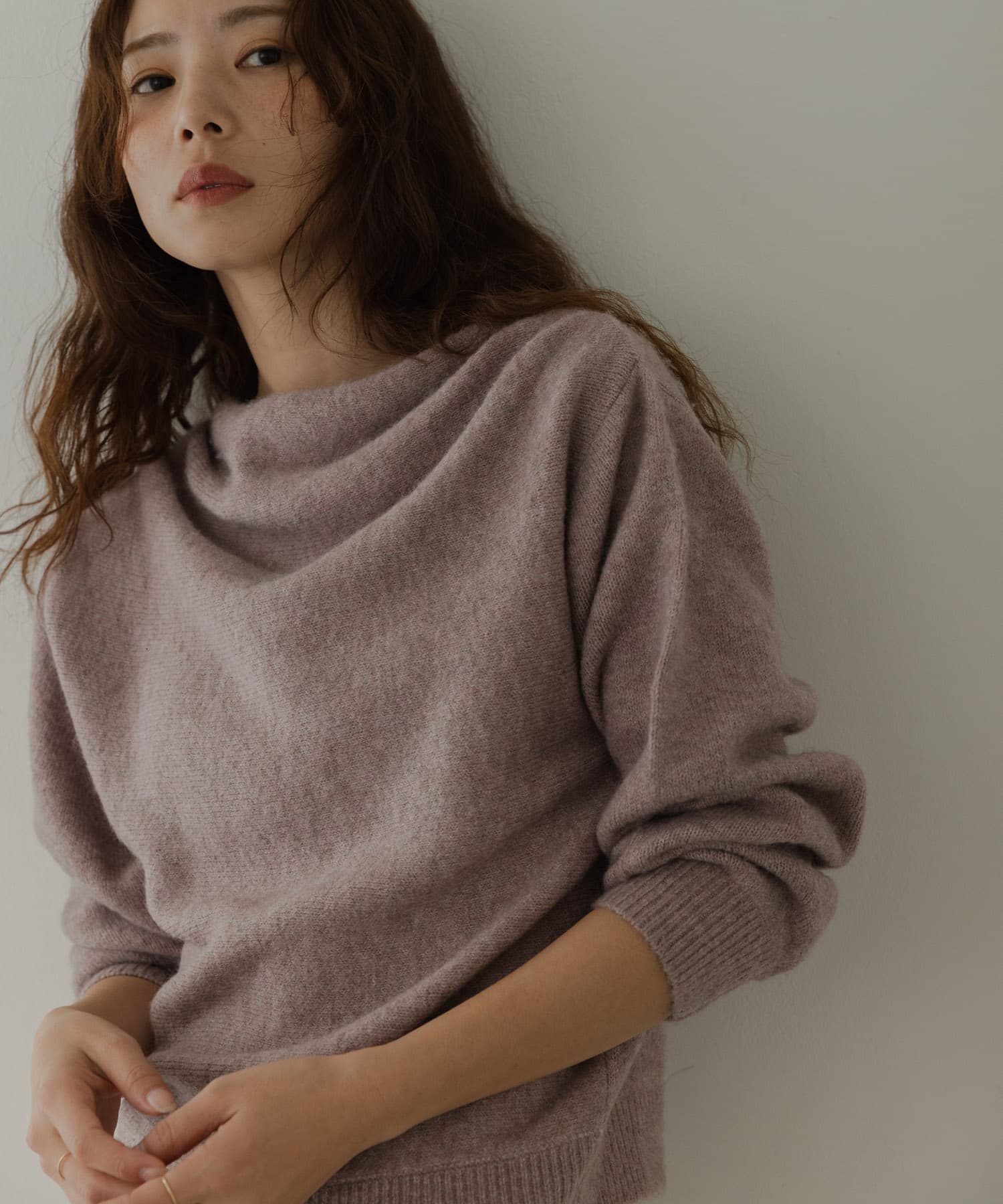 ピンクベージュ