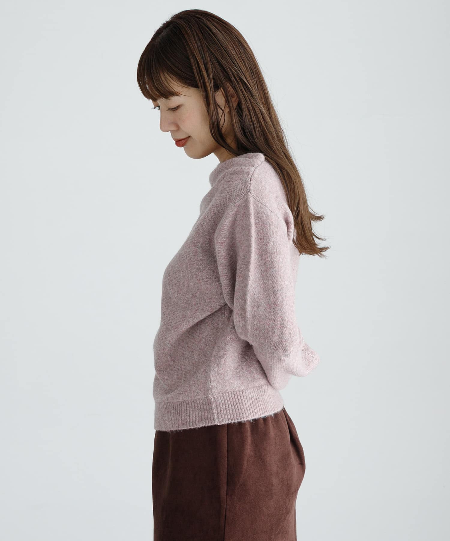 ピンクベージュ