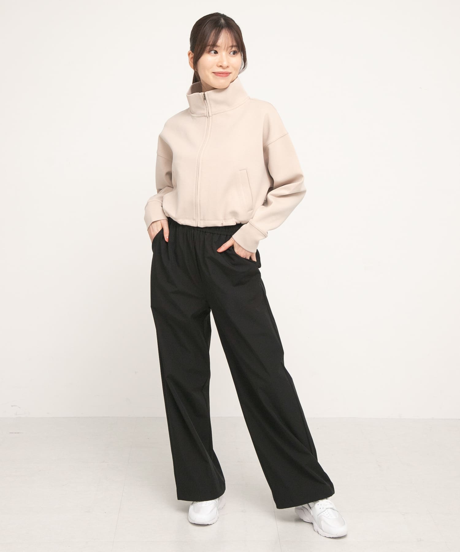 身長：161cm サイズ：M-L