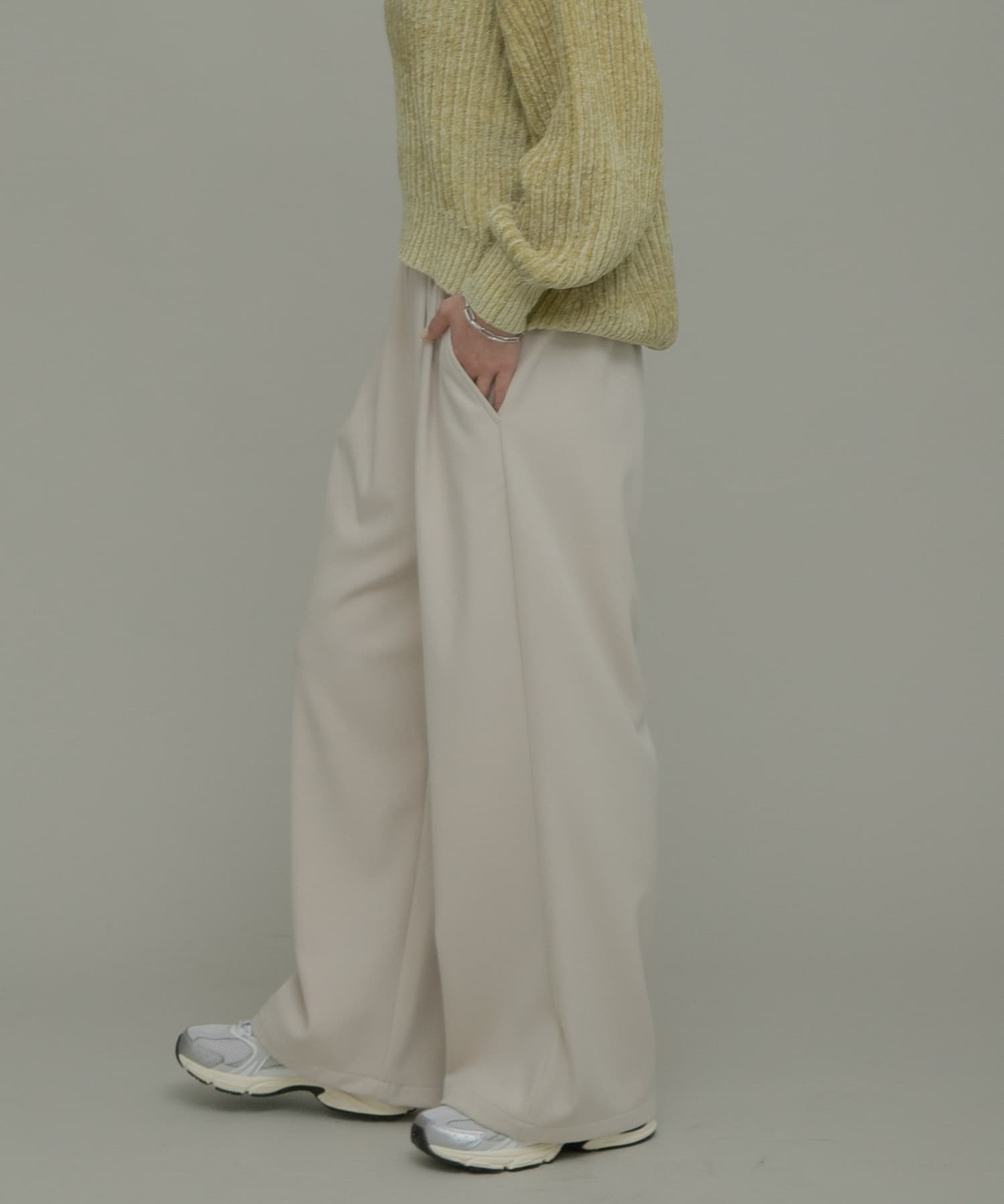 身長：166cm サイズ：38