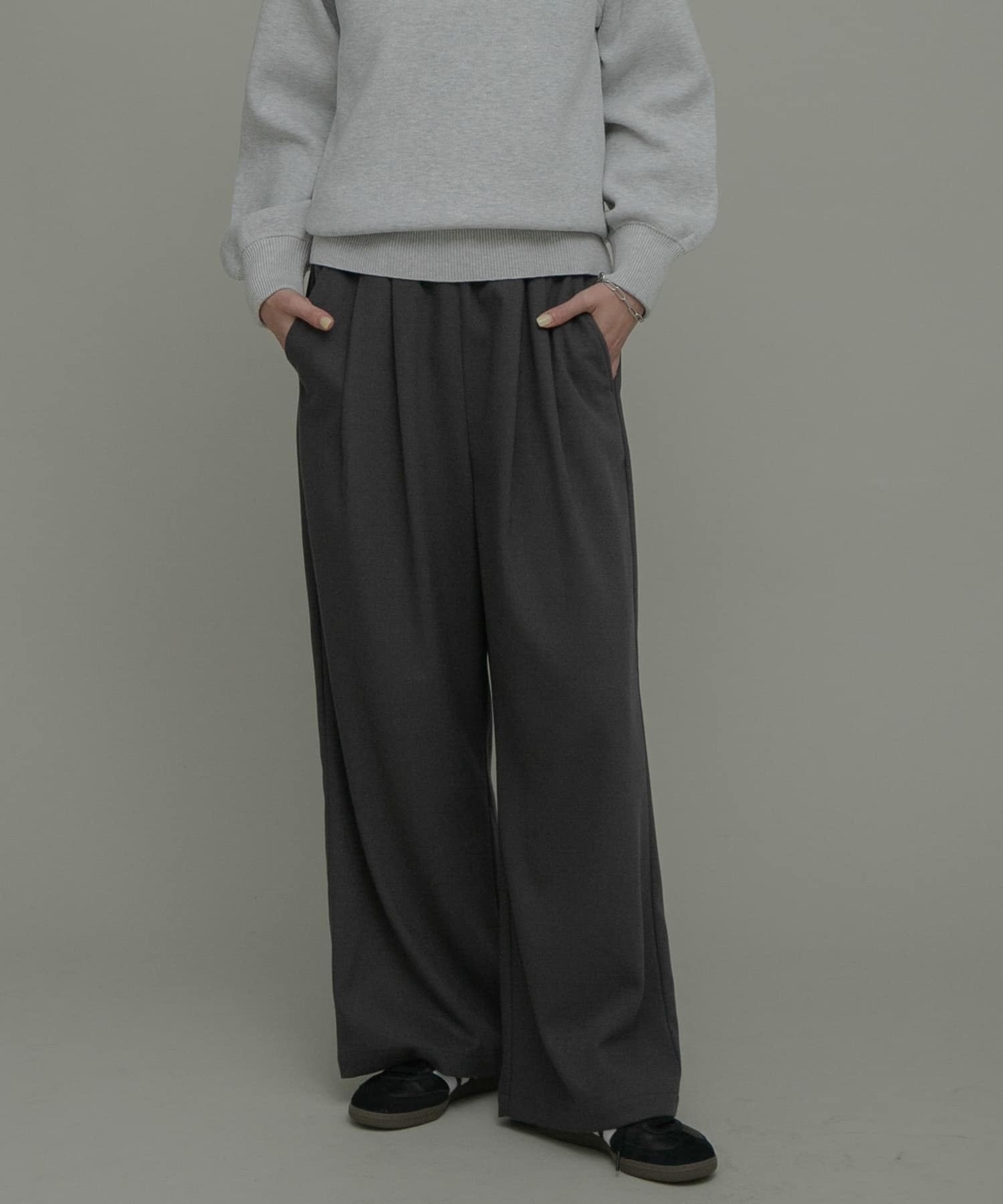 身長：166cm サイズ：38