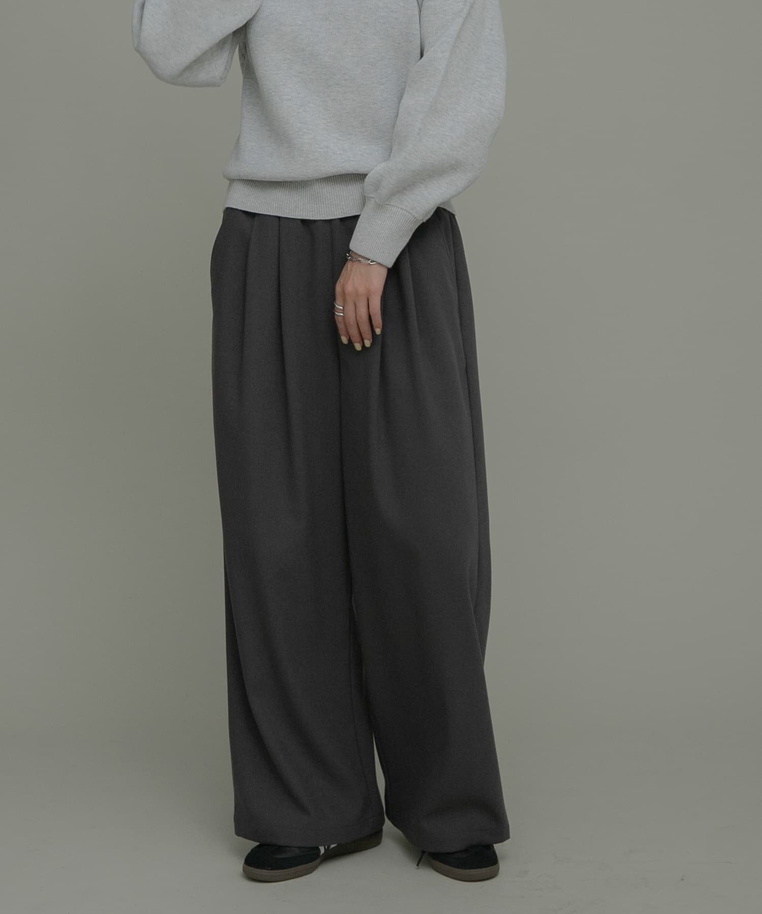 身長：166cm サイズ：38