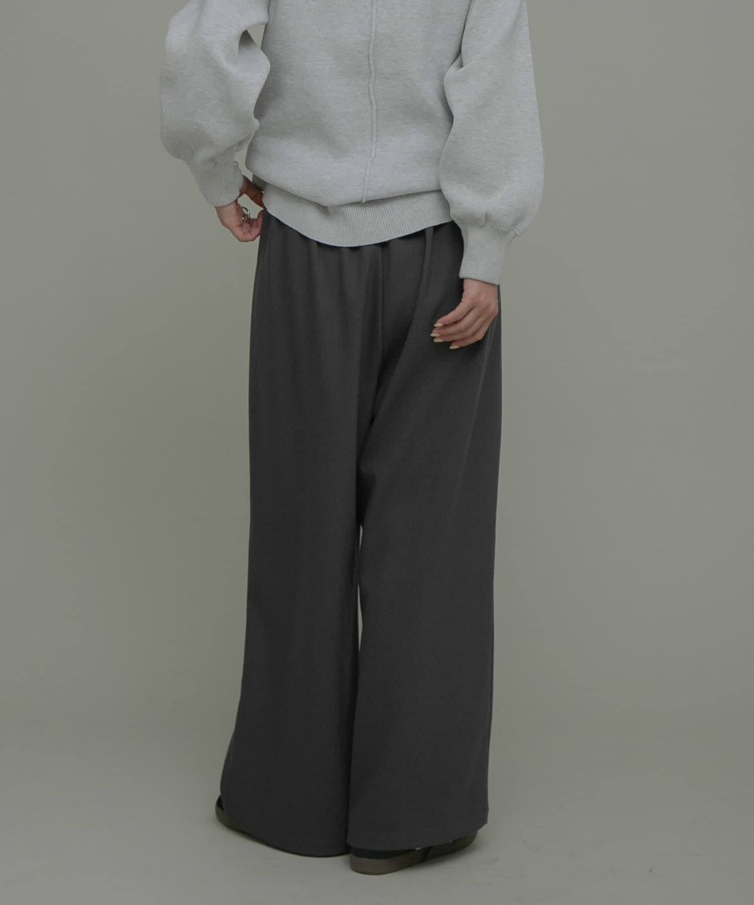 身長：166cm サイズ：38