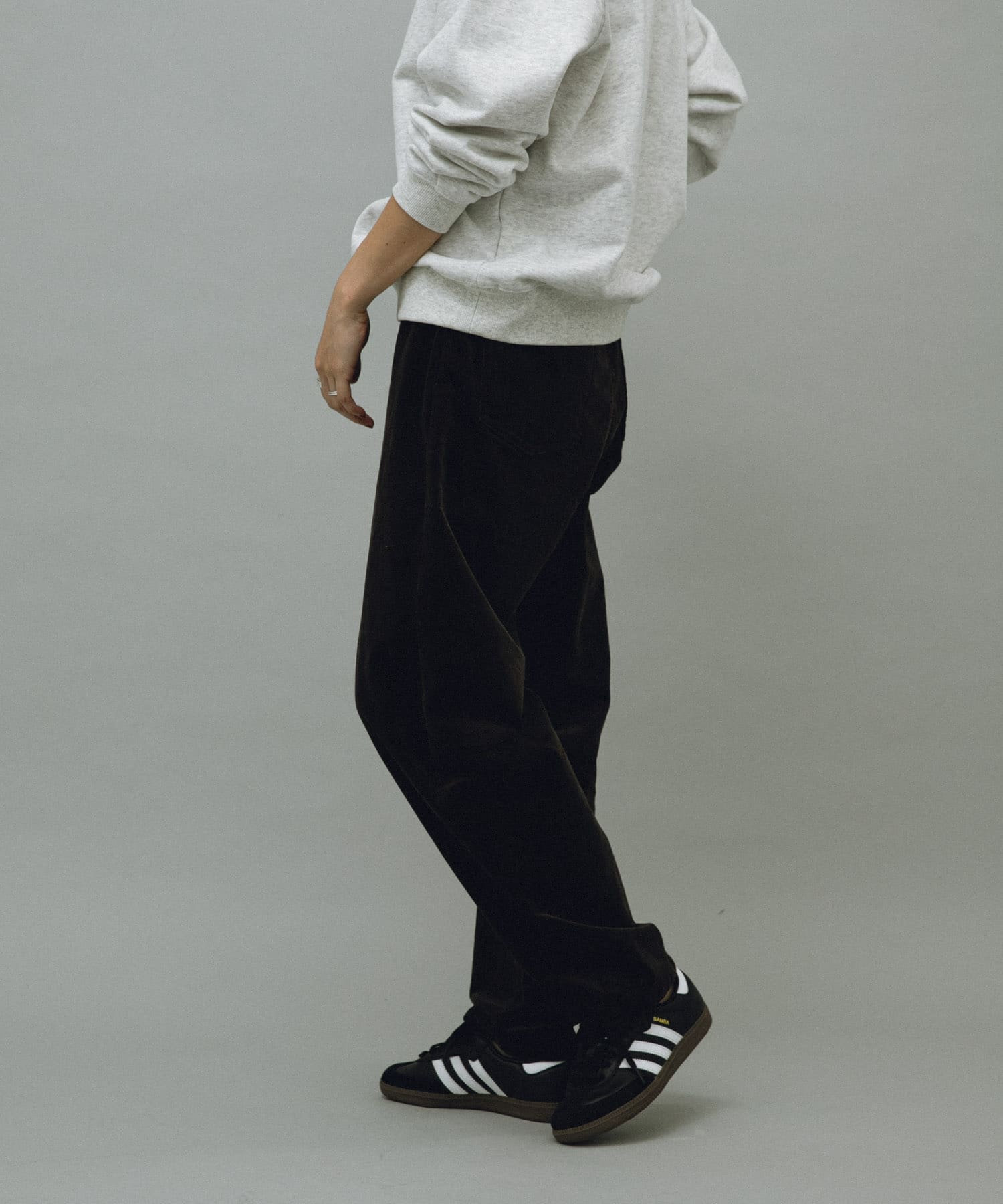 身長：167cm サイズ：38