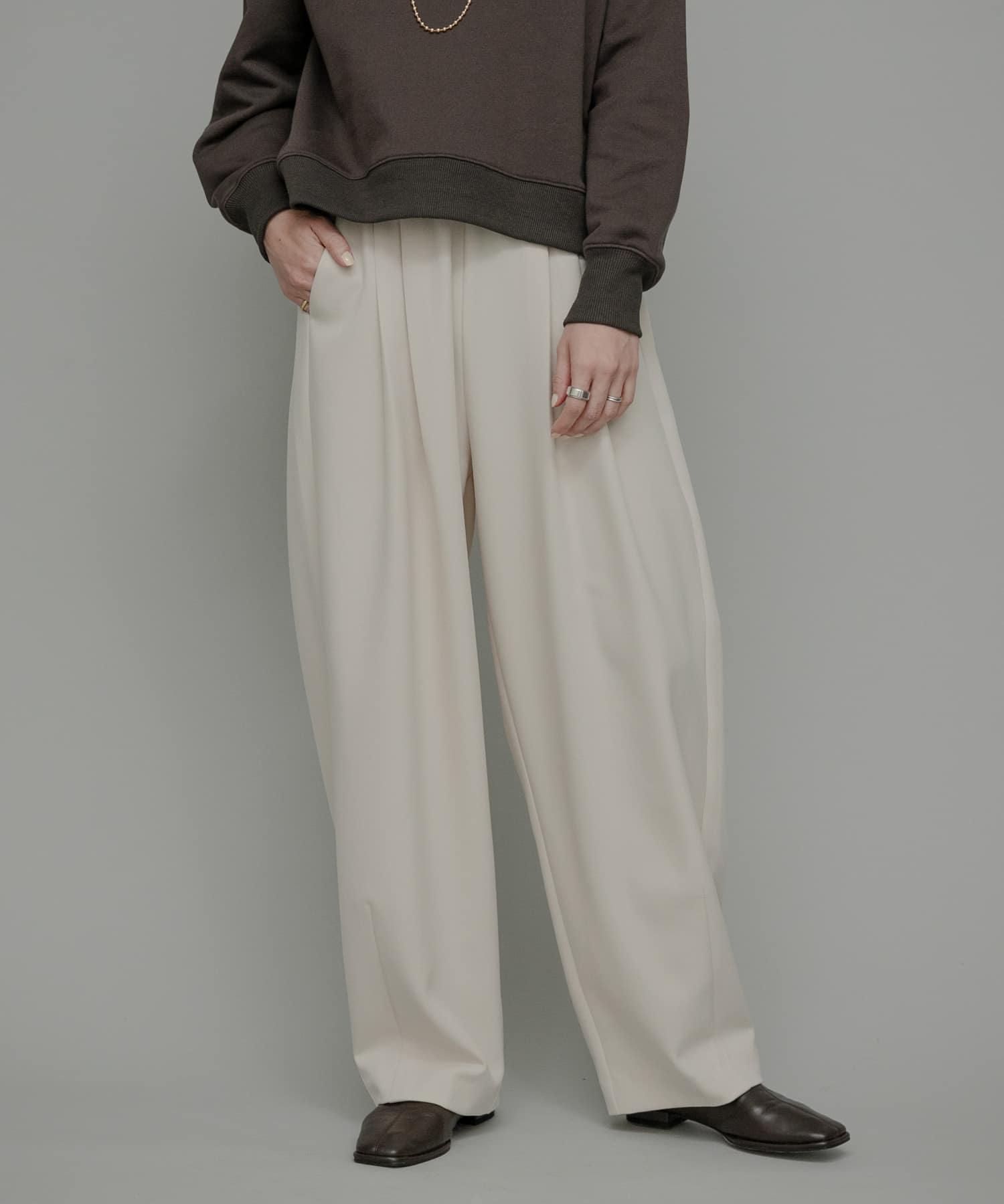 身長：167cm サイズ：38