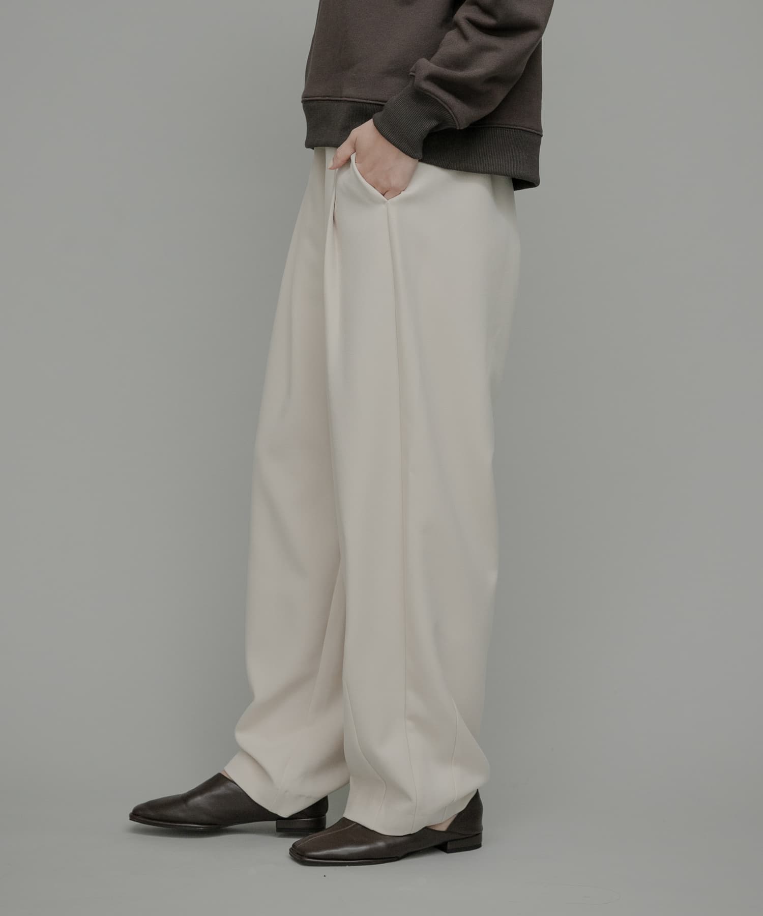 身長：167cm サイズ：38