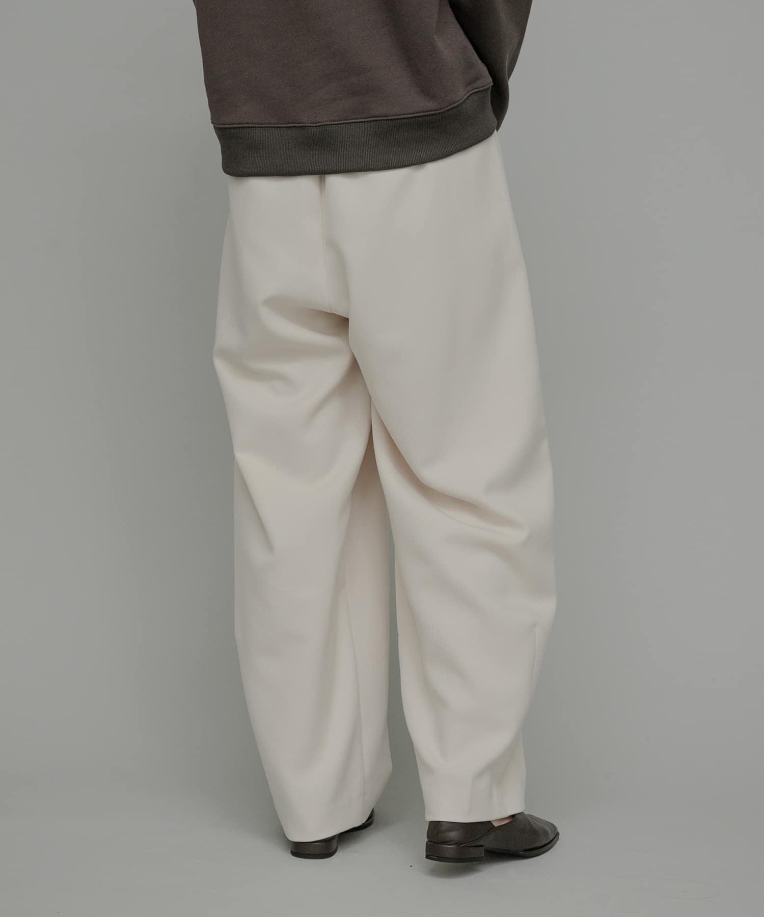 身長：167cm サイズ：38