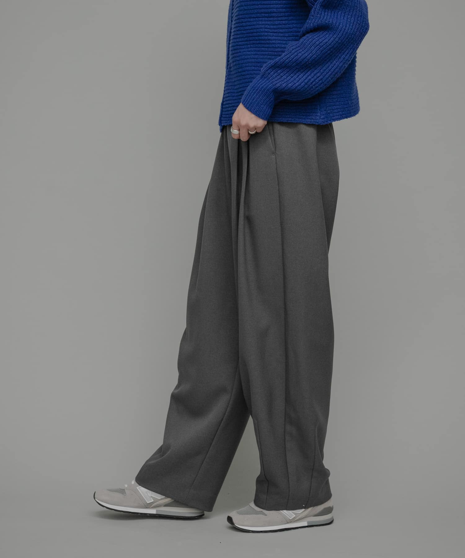 身長：167cm サイズ：38