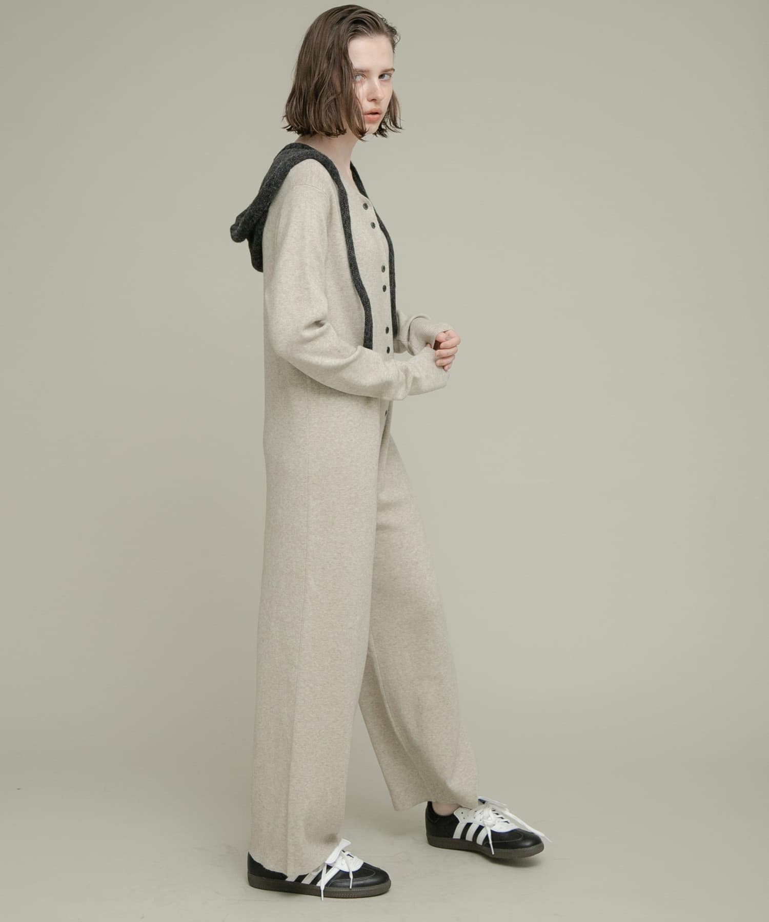 身長：172cm サイズ：38