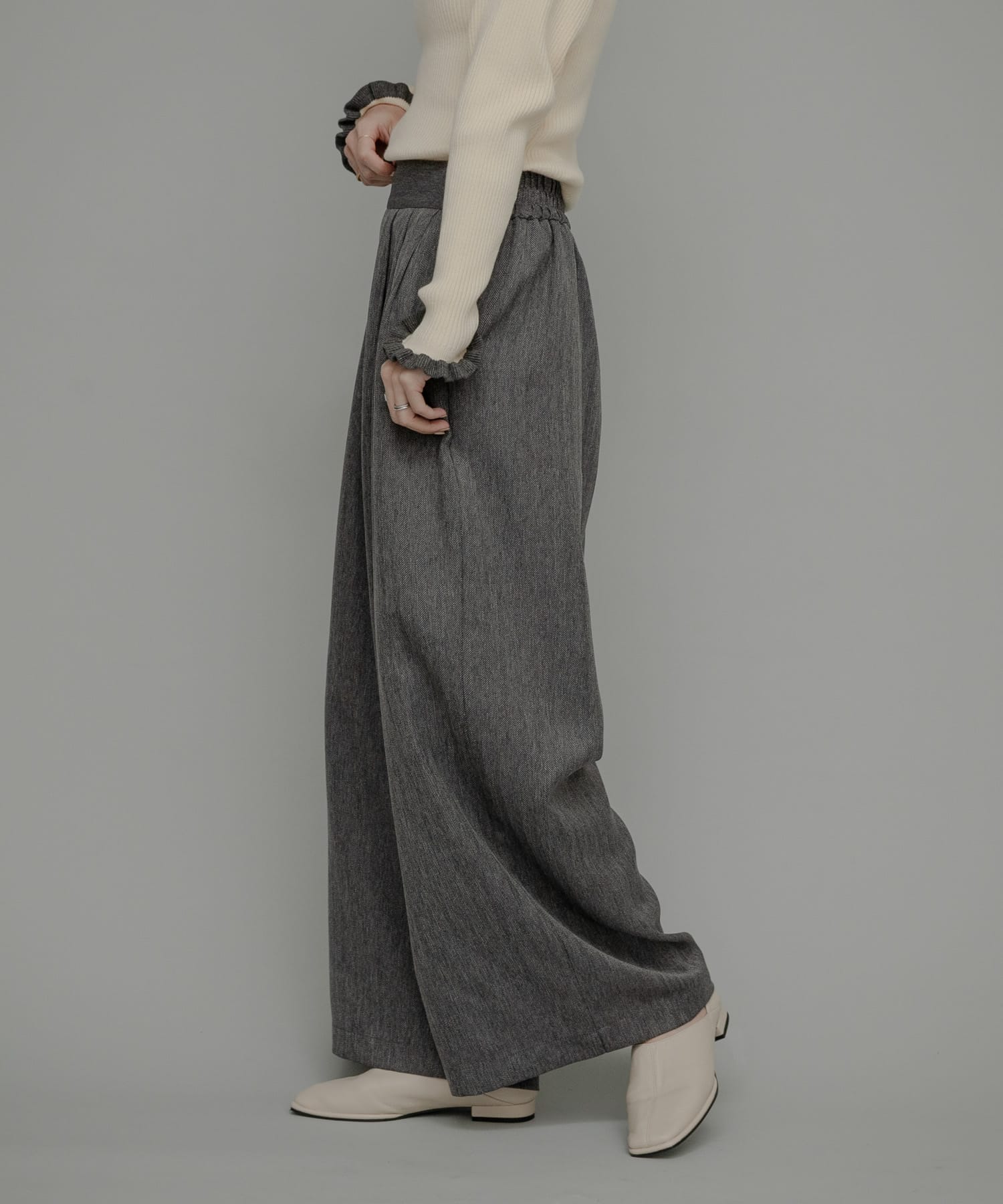 身長：167cm サイズ：38