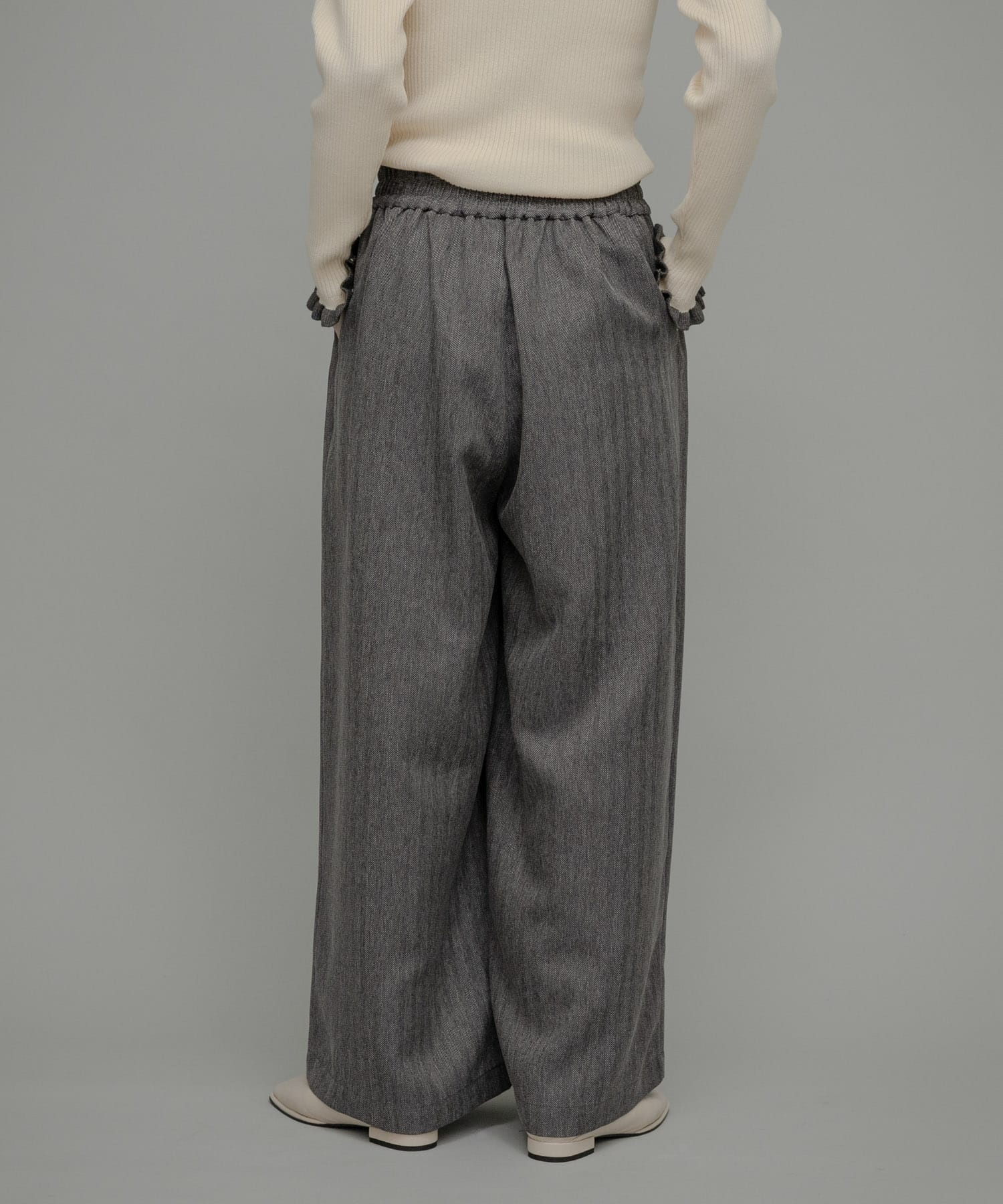 身長：167cm サイズ：38