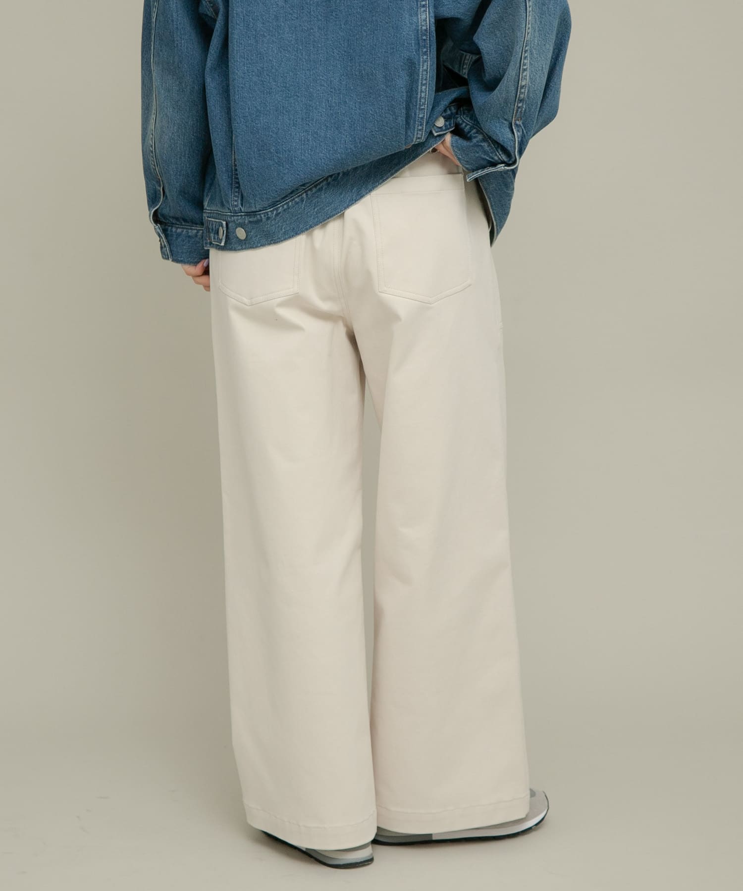 身長：166cm サイズ：38