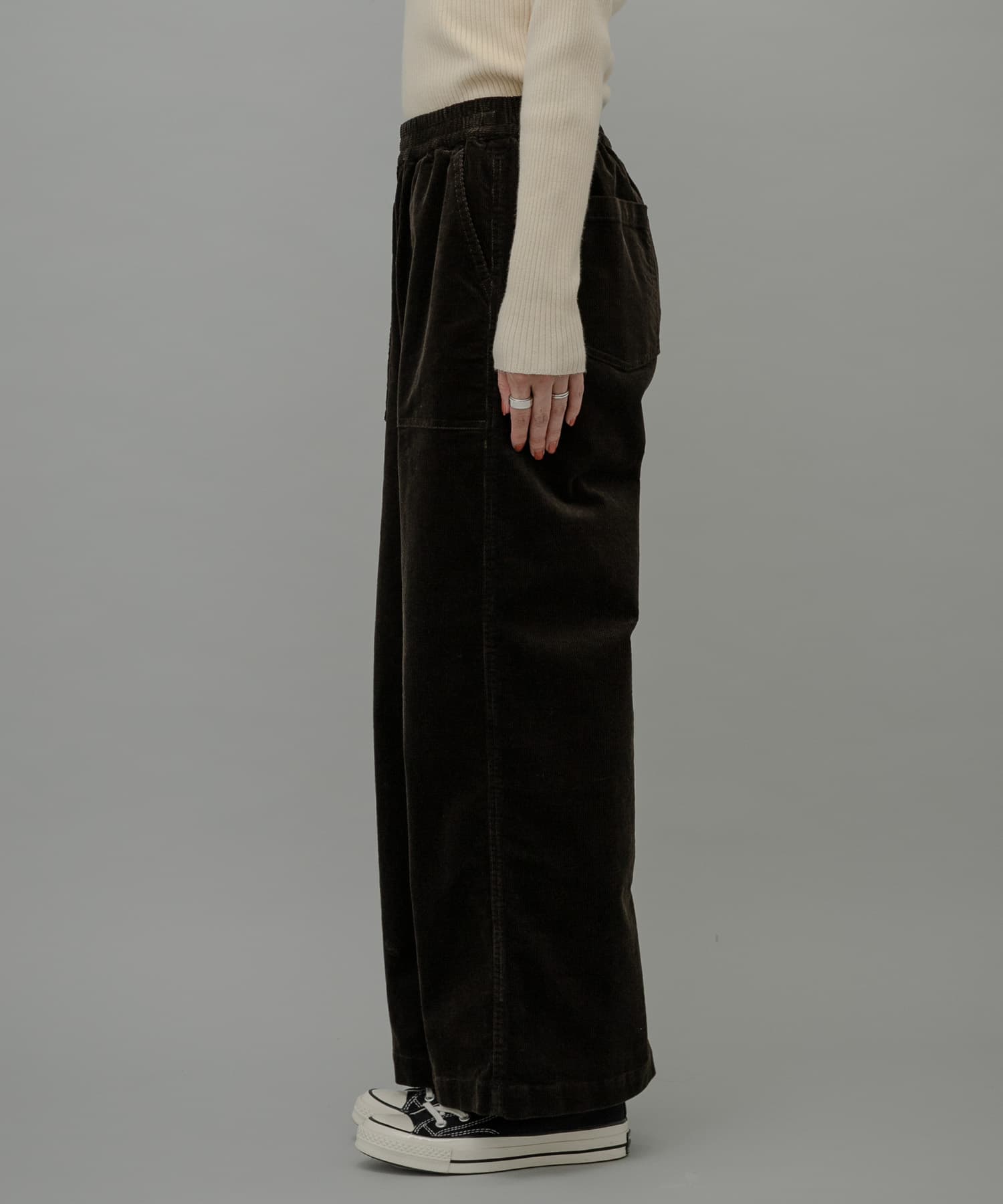 身長：167cm サイズ：38