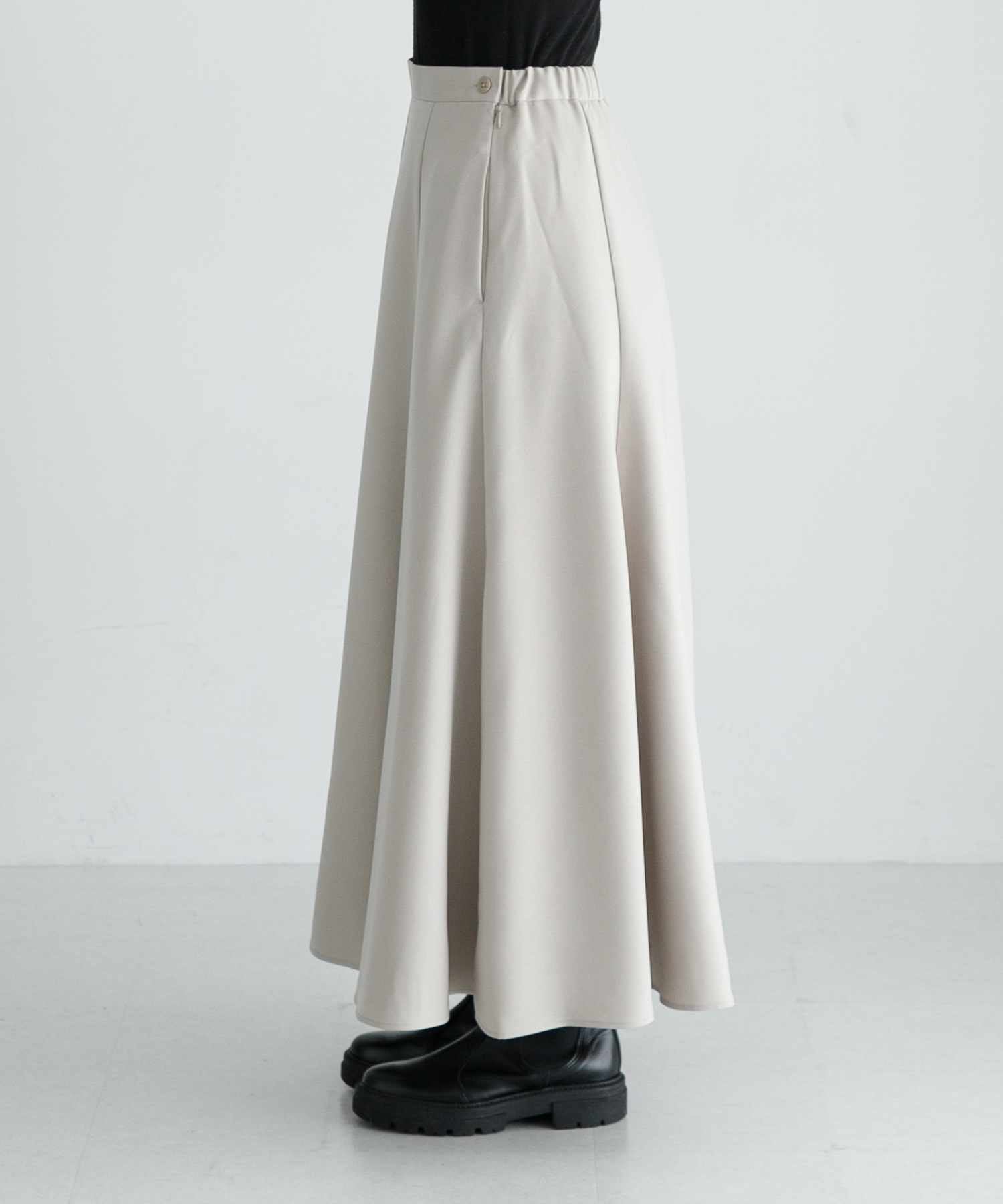 身長：165cm サイズ：38