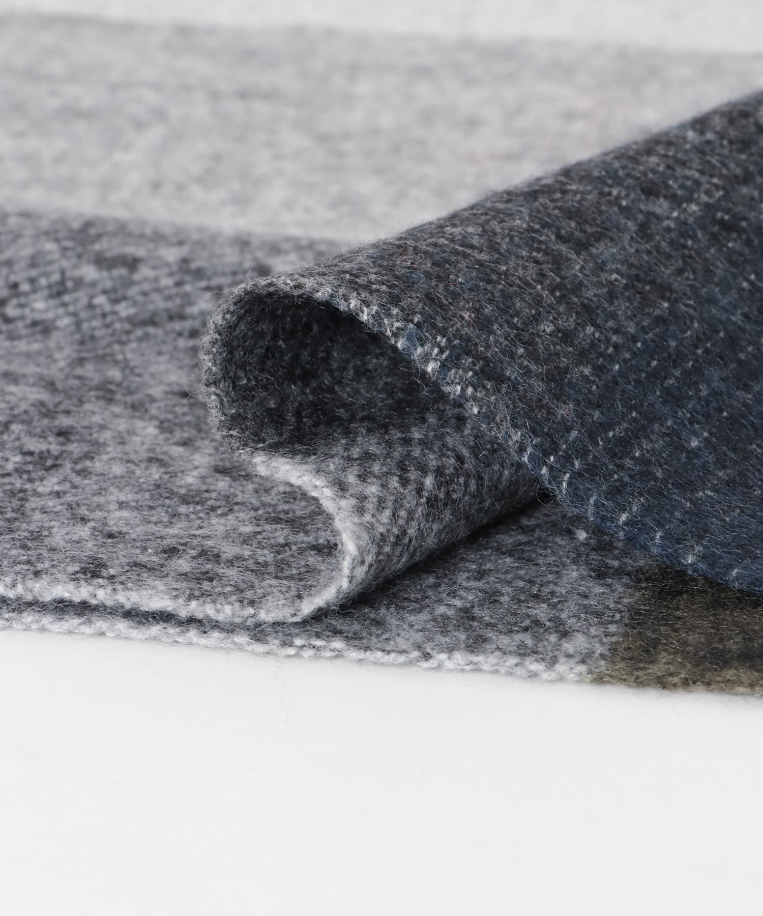 ブロックチェックストール グレー系 One