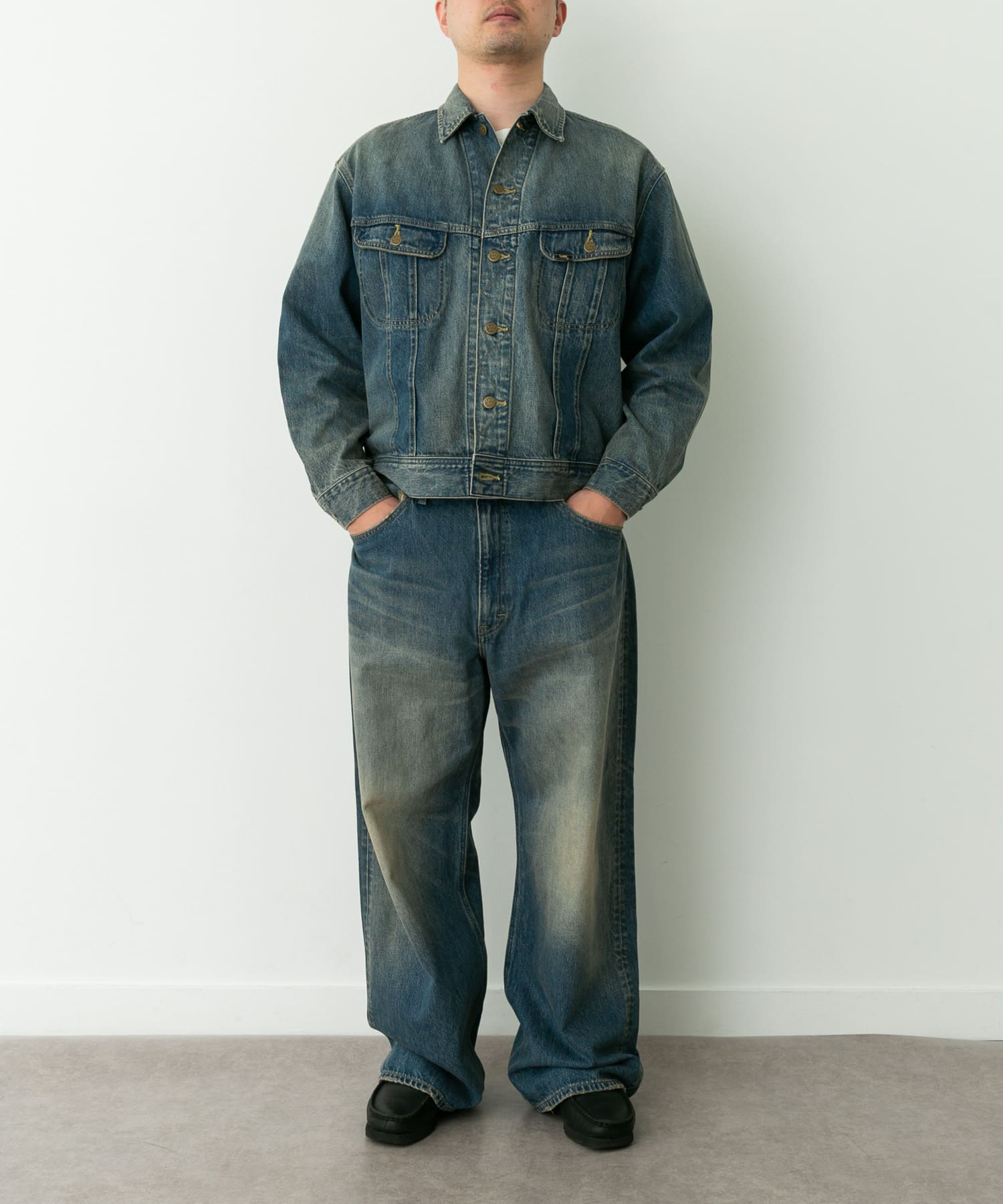 身長：180cm 体重：75kg サイズ：L