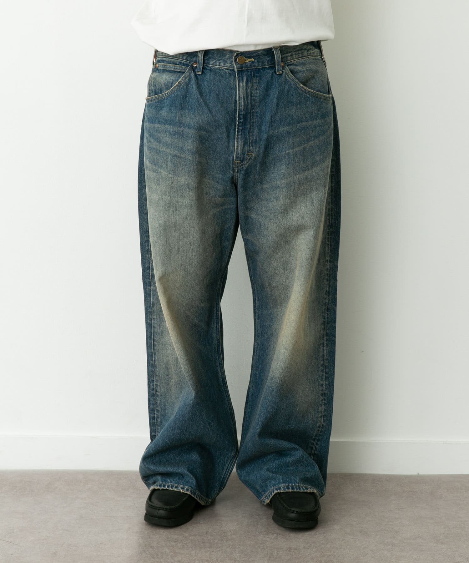 身長：180cm 体重：75kg サイズ：L