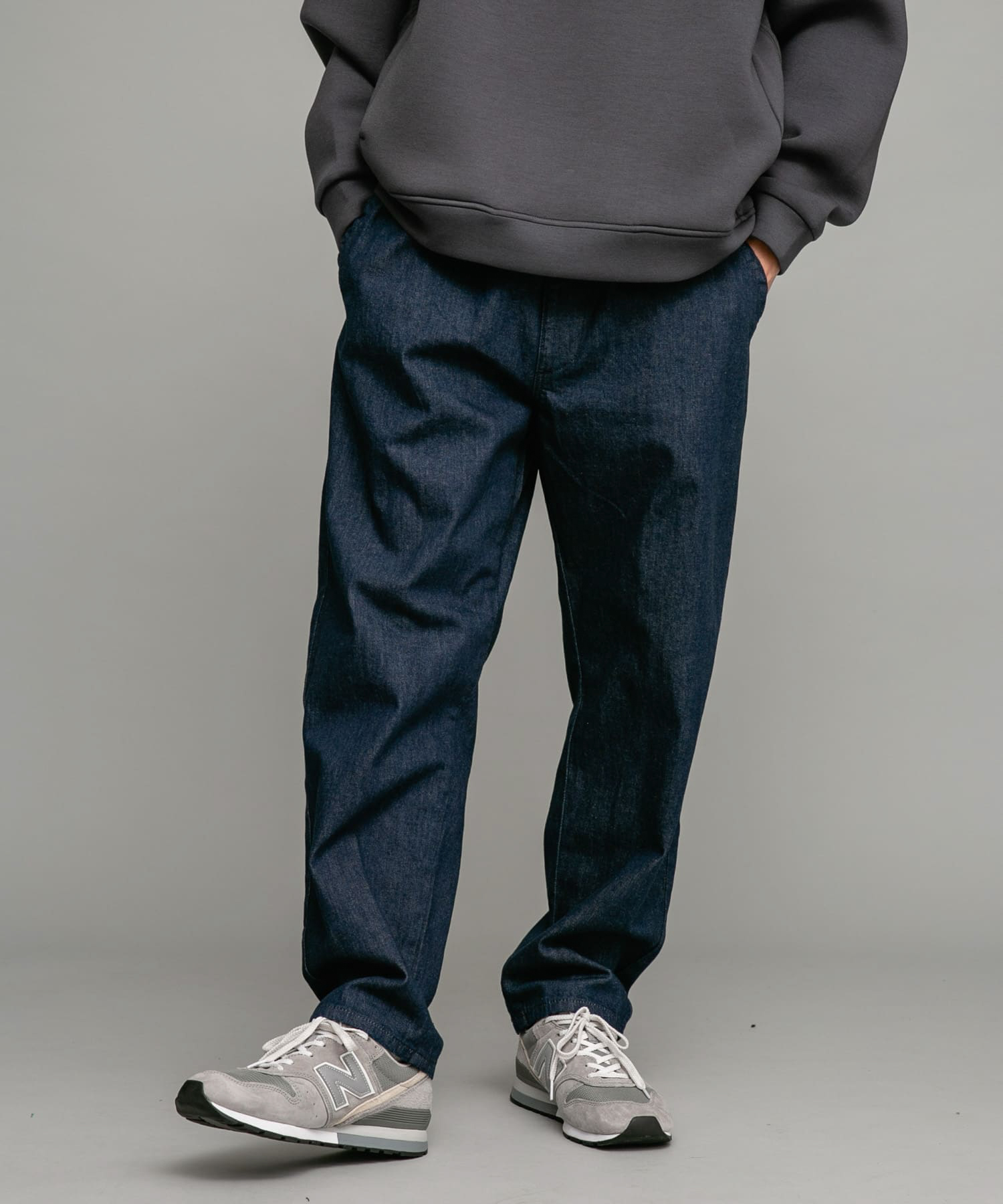 身長：180cm 体重：60kg サイズ：L