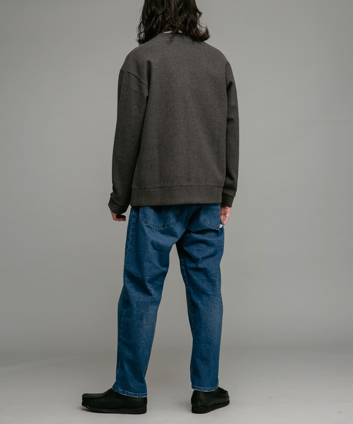 身長：180cm 体重：60kg サイズ：L
