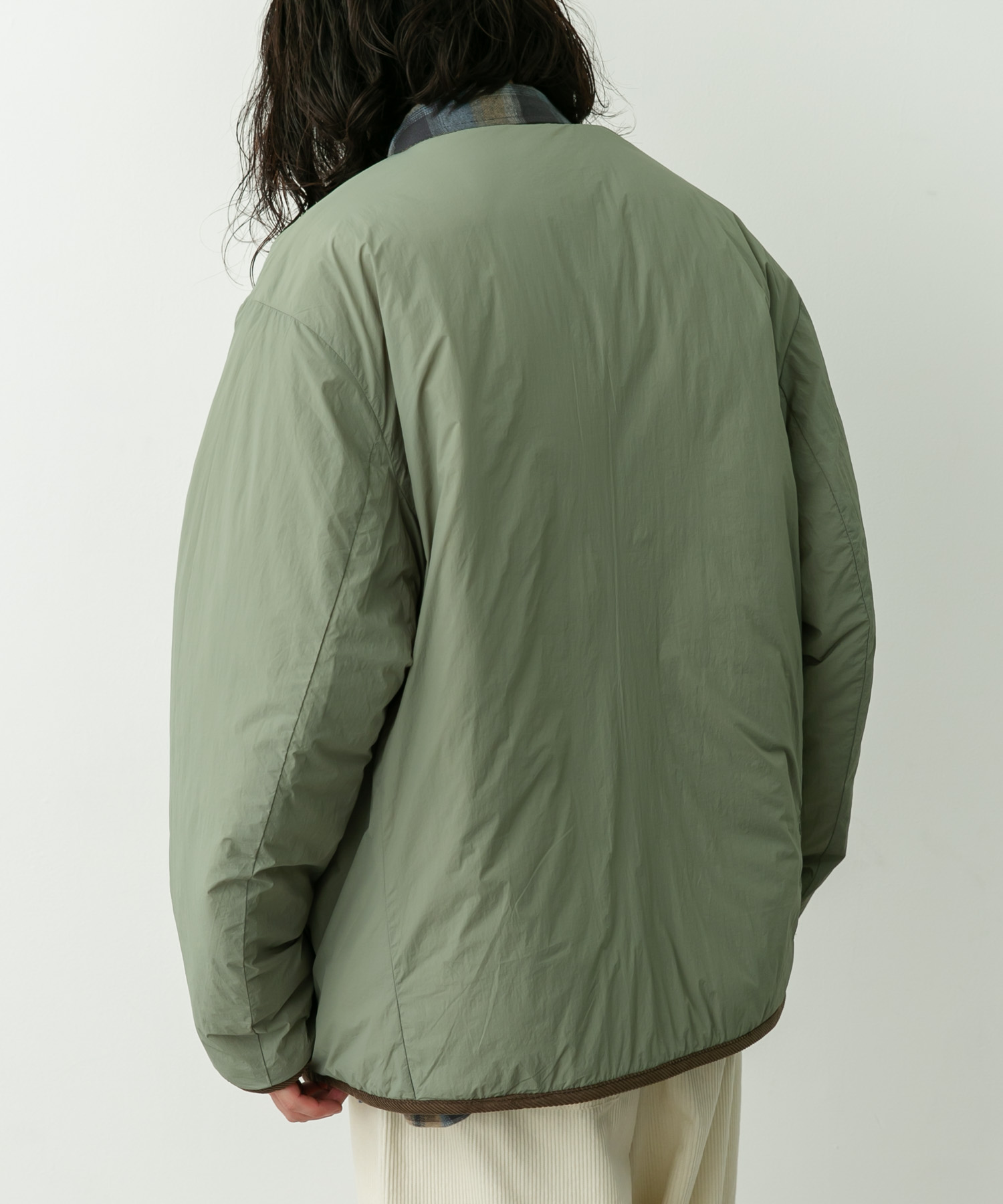 KHAKI