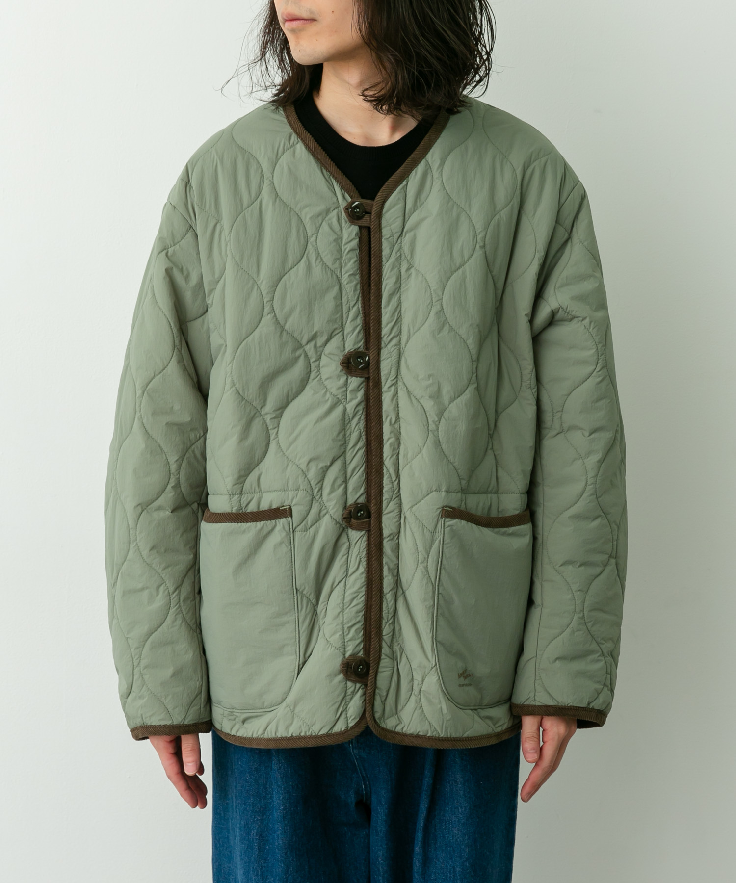 KHAKI