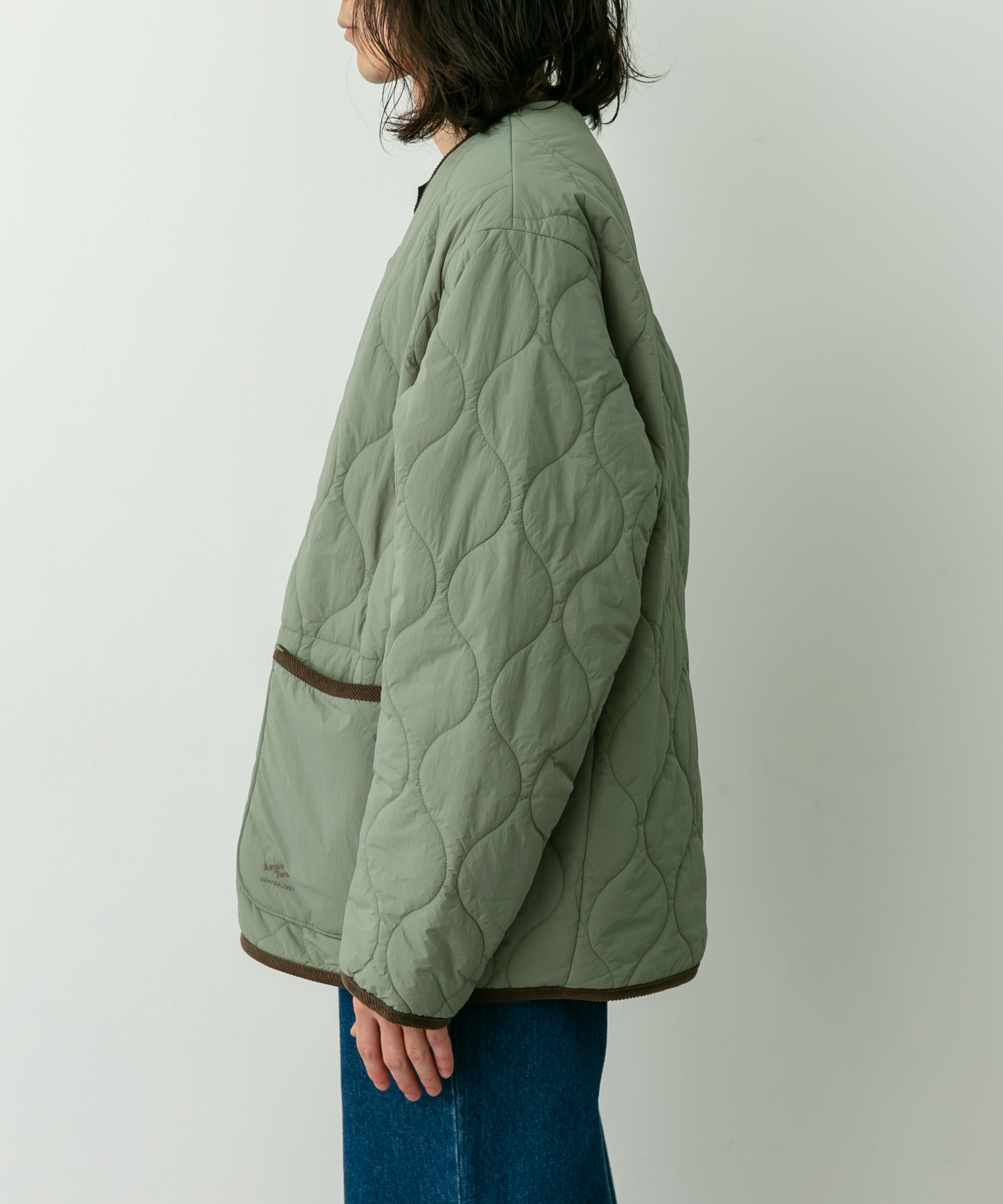 KHAKI
