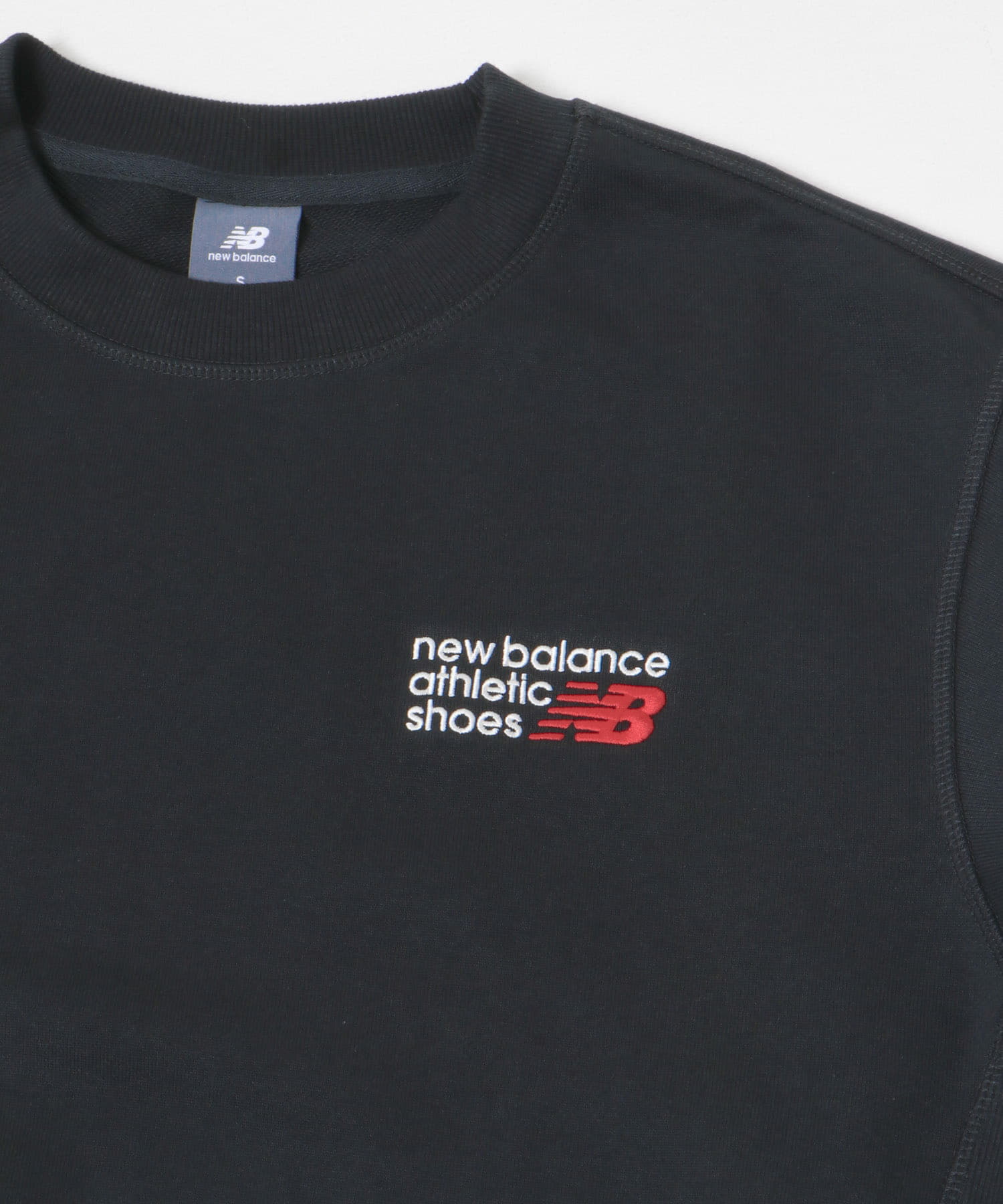 NEW BALANCE　プレミアムロゴスウェットクルー ブラック M