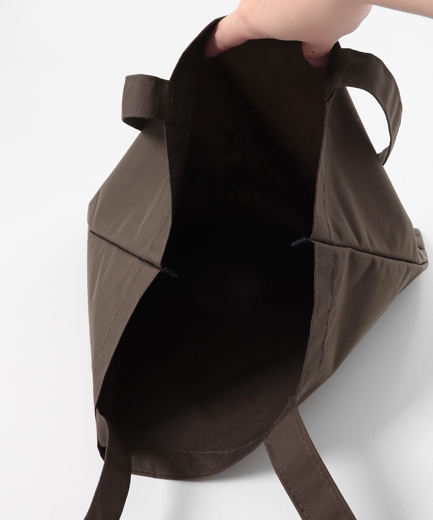 ERIE WORKS　Sally BROWN One