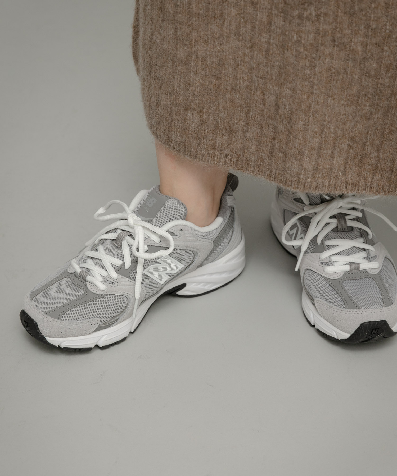 NEW BALANCE　MR530