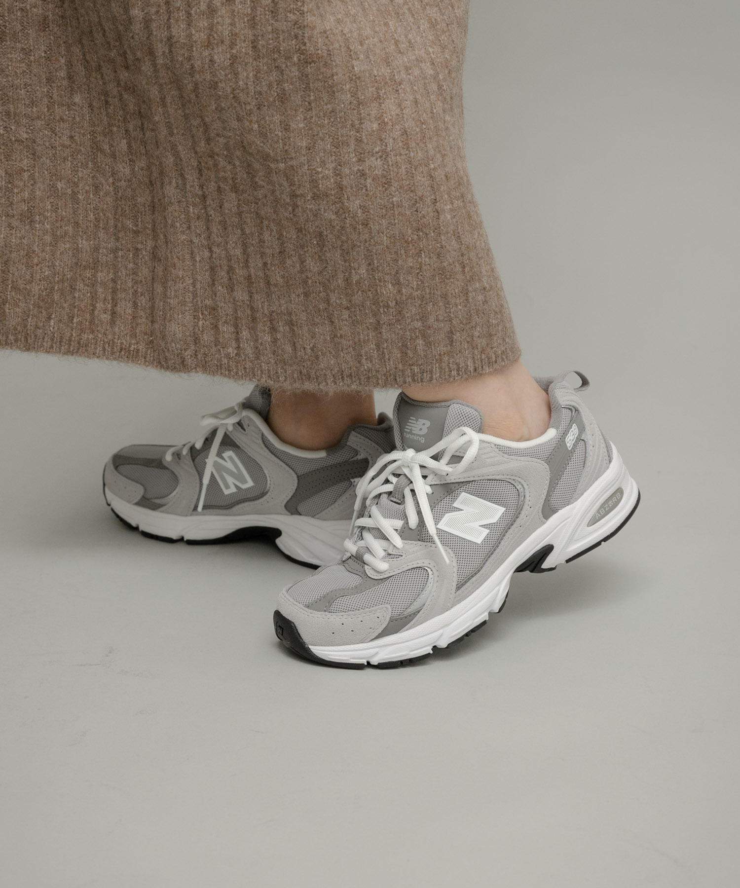 NEW BALANCE　MR530 GRAY 23