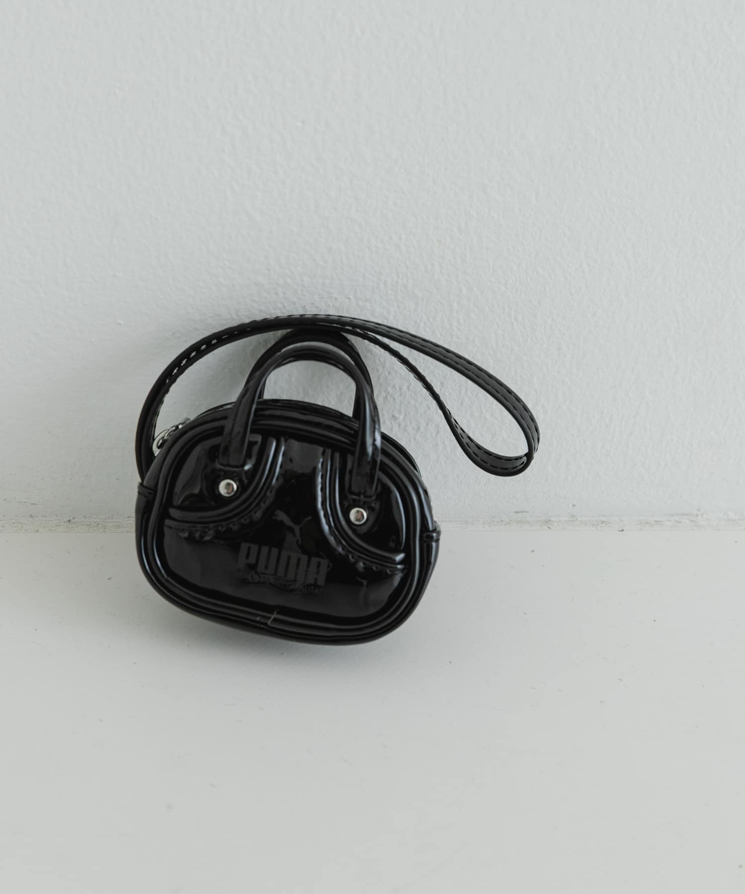 PUMA　バッグキーチェーン BLACK One