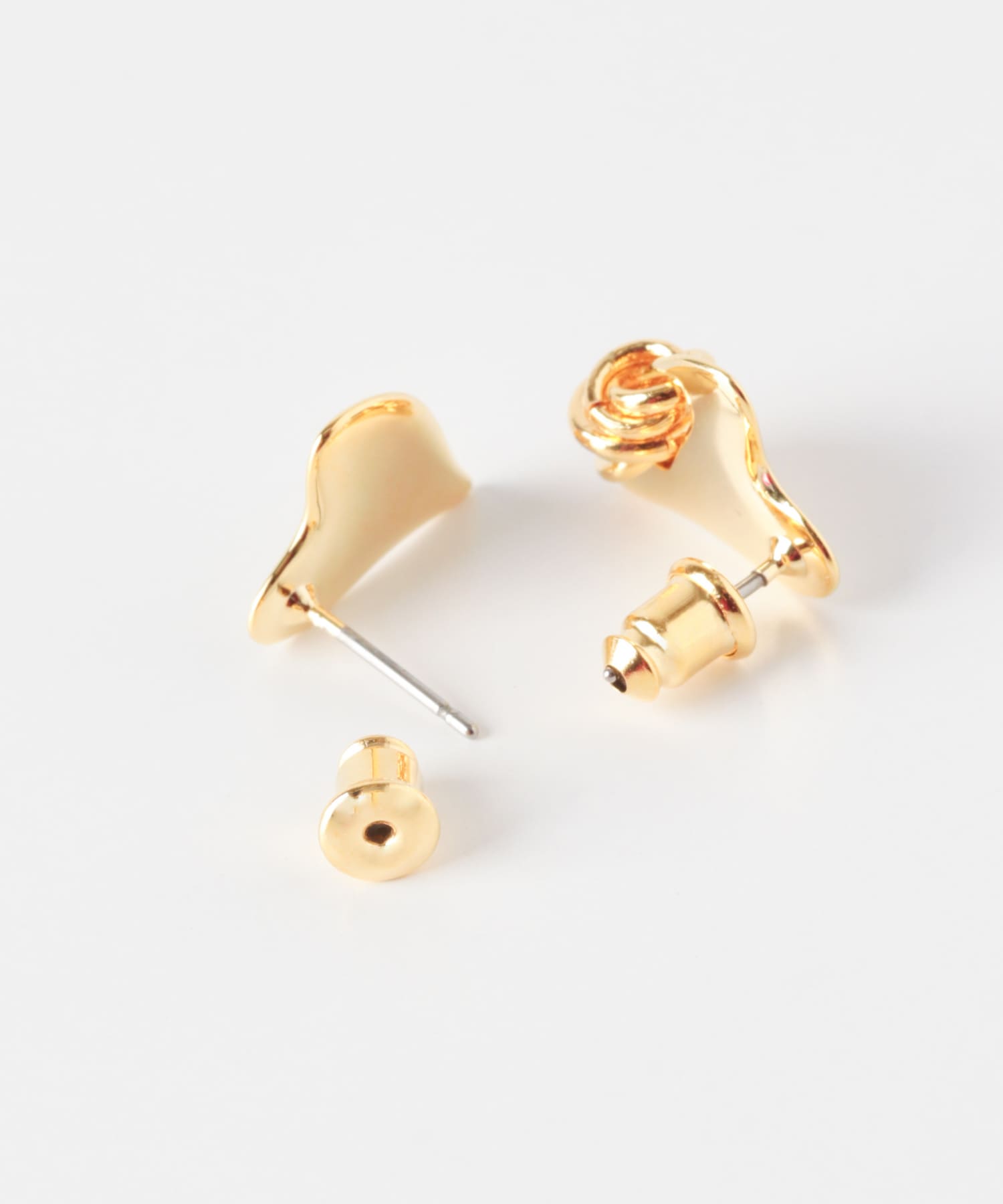 LAPUIS　Coil Heart　ピアス ゴールド One
