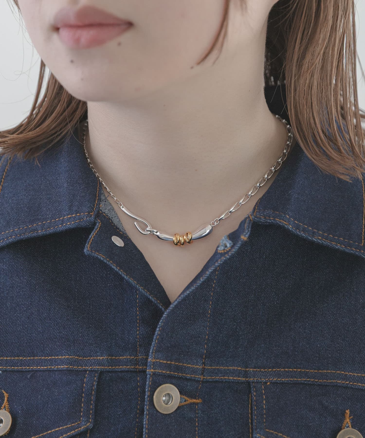 LAPUIS　Flow Coil チョーカー