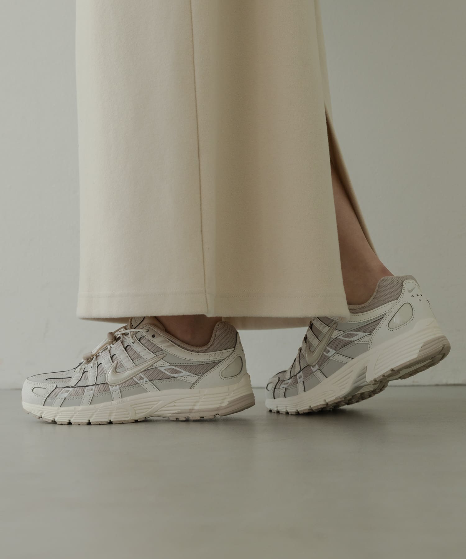 NIKE　ナイキウィメンズP-6000