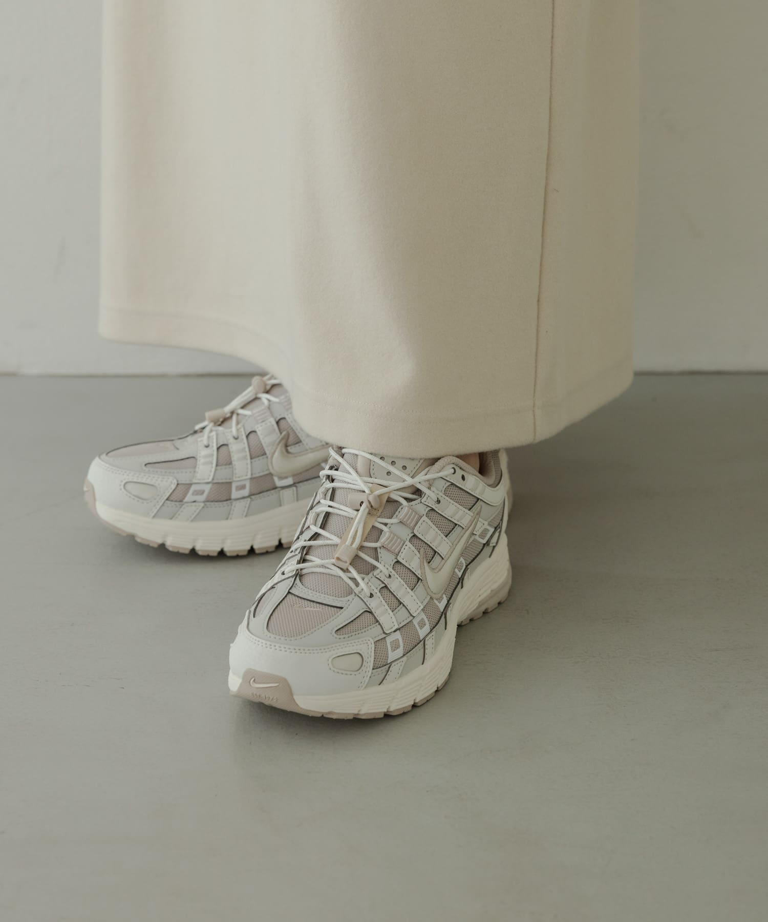 NIKE　ナイキウィメンズP-6000 セイル 23