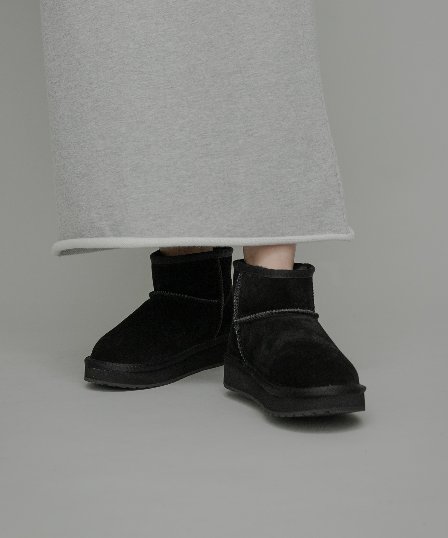 EMU　PLATFORM MICRO WOOL BLACK 7