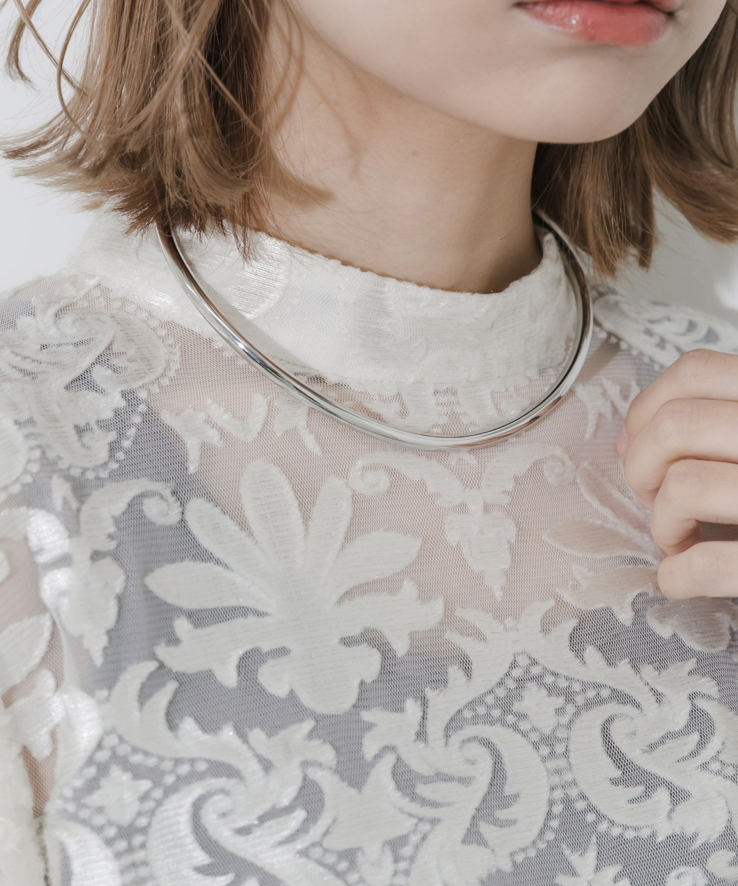 メタルネックカフ