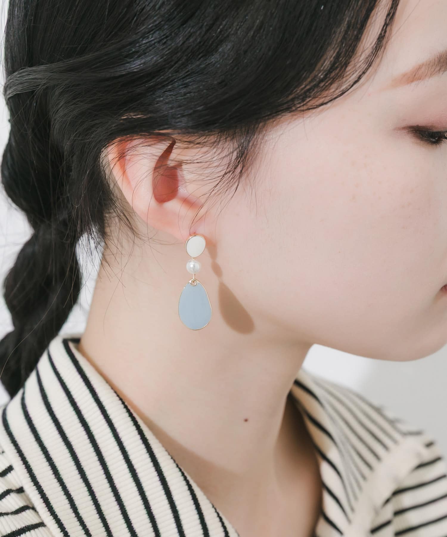 カラープレートピアス LBL/IV -