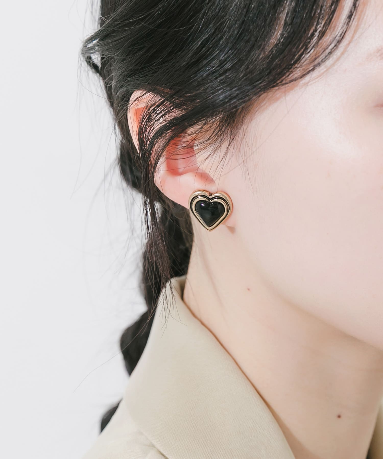 ヴィンテージライクハートイヤリング BK/GD -