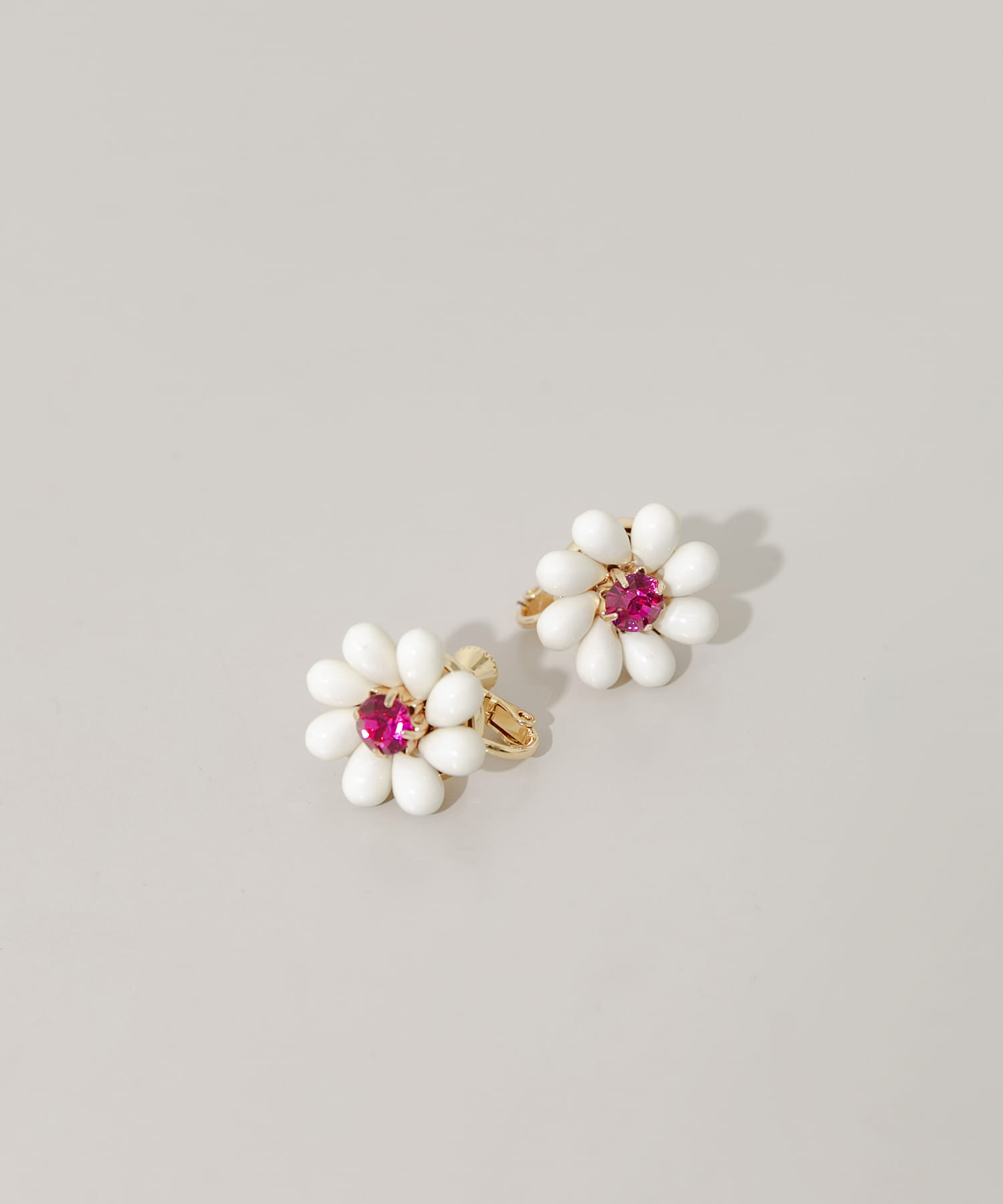 カラービーズフラワーイヤリング