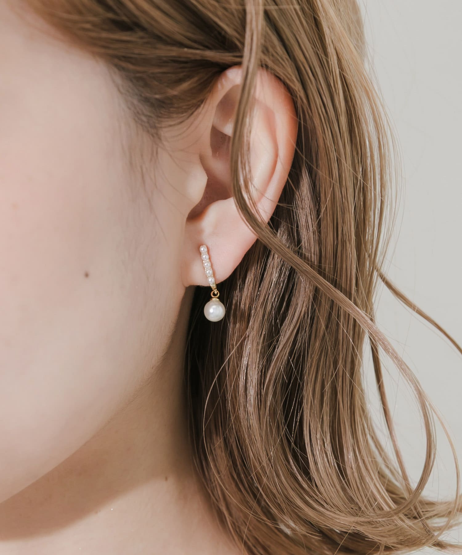 パールオメガイヤリング GD/WH -