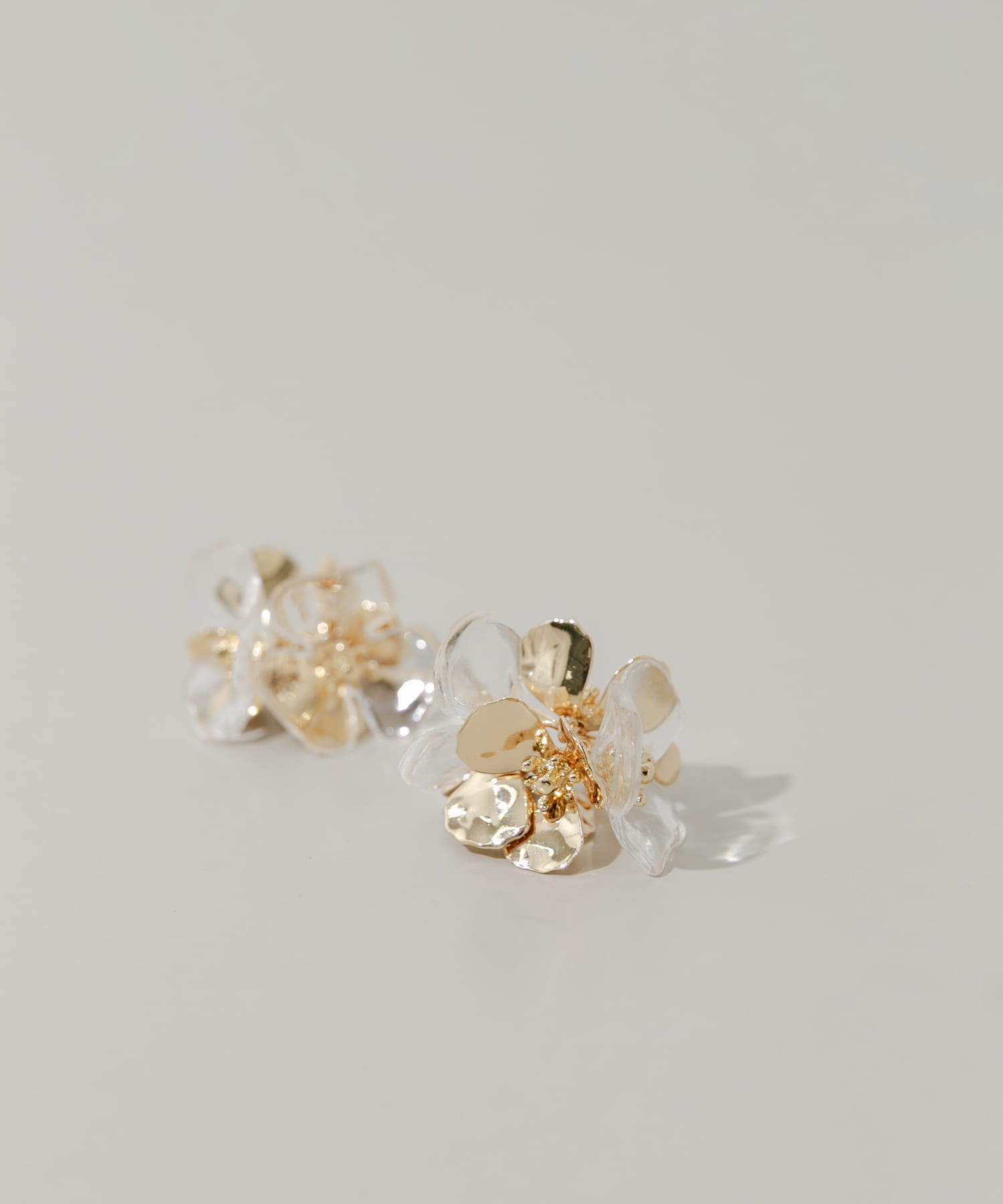 ミックスフラワーイヤリング GD/CL -