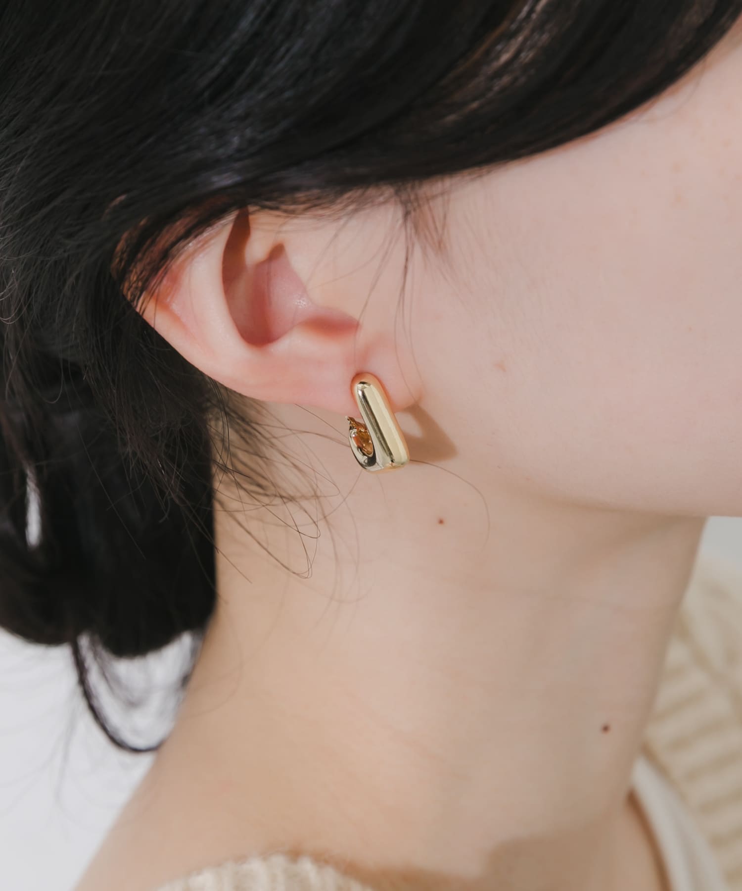 スクエアフープイヤリング